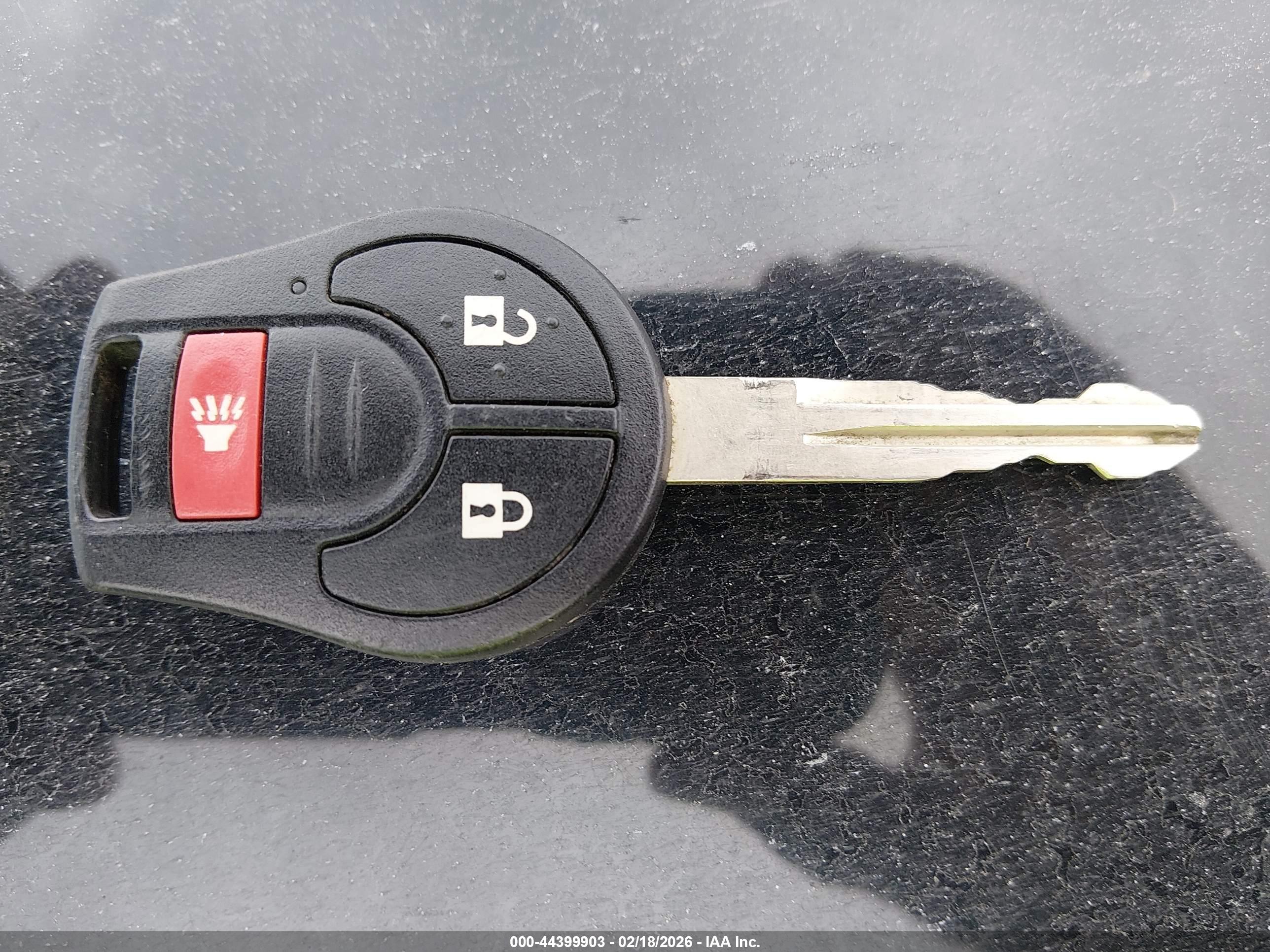 NISSAN ROGUE image 11