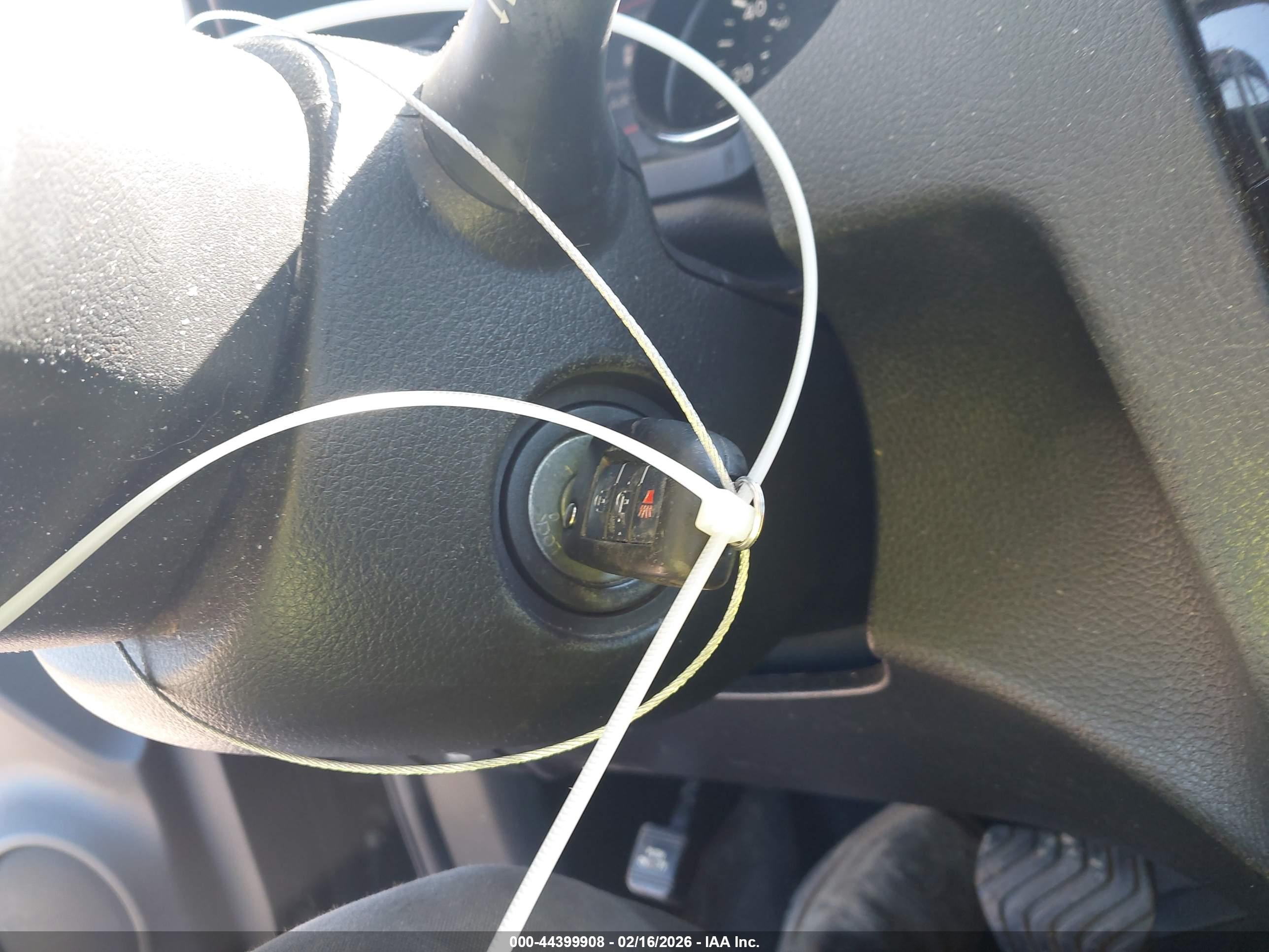 NISSAN ROGUE image 11