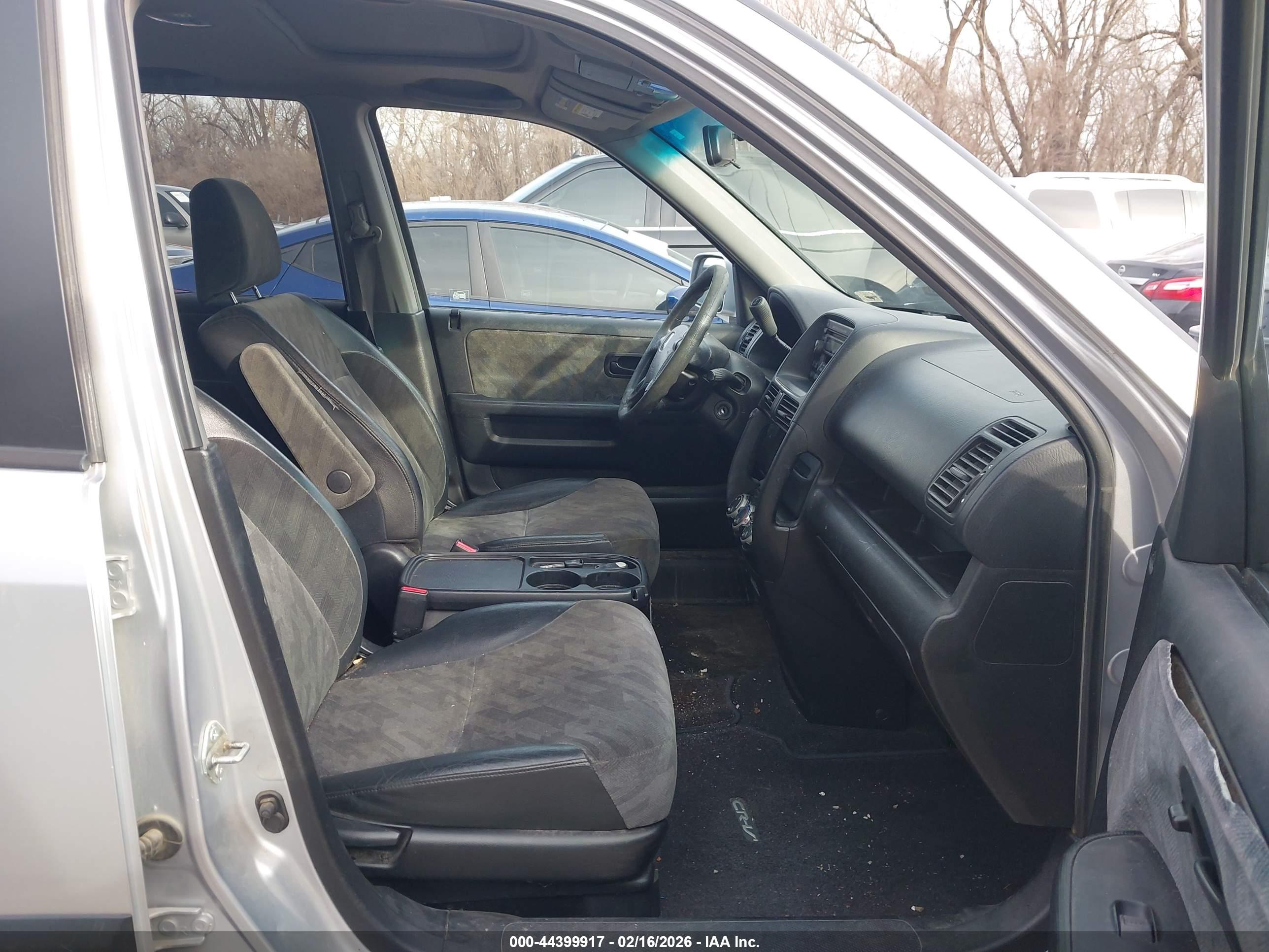HONDA CR-V image 5