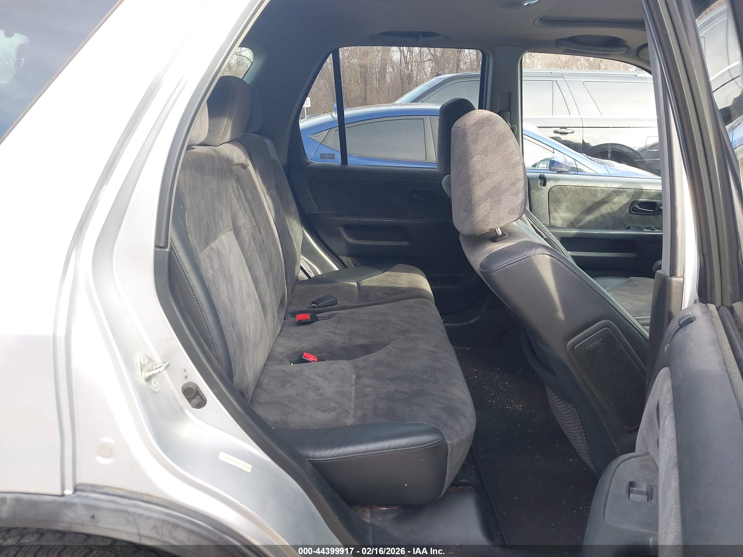 HONDA CR-V image 8