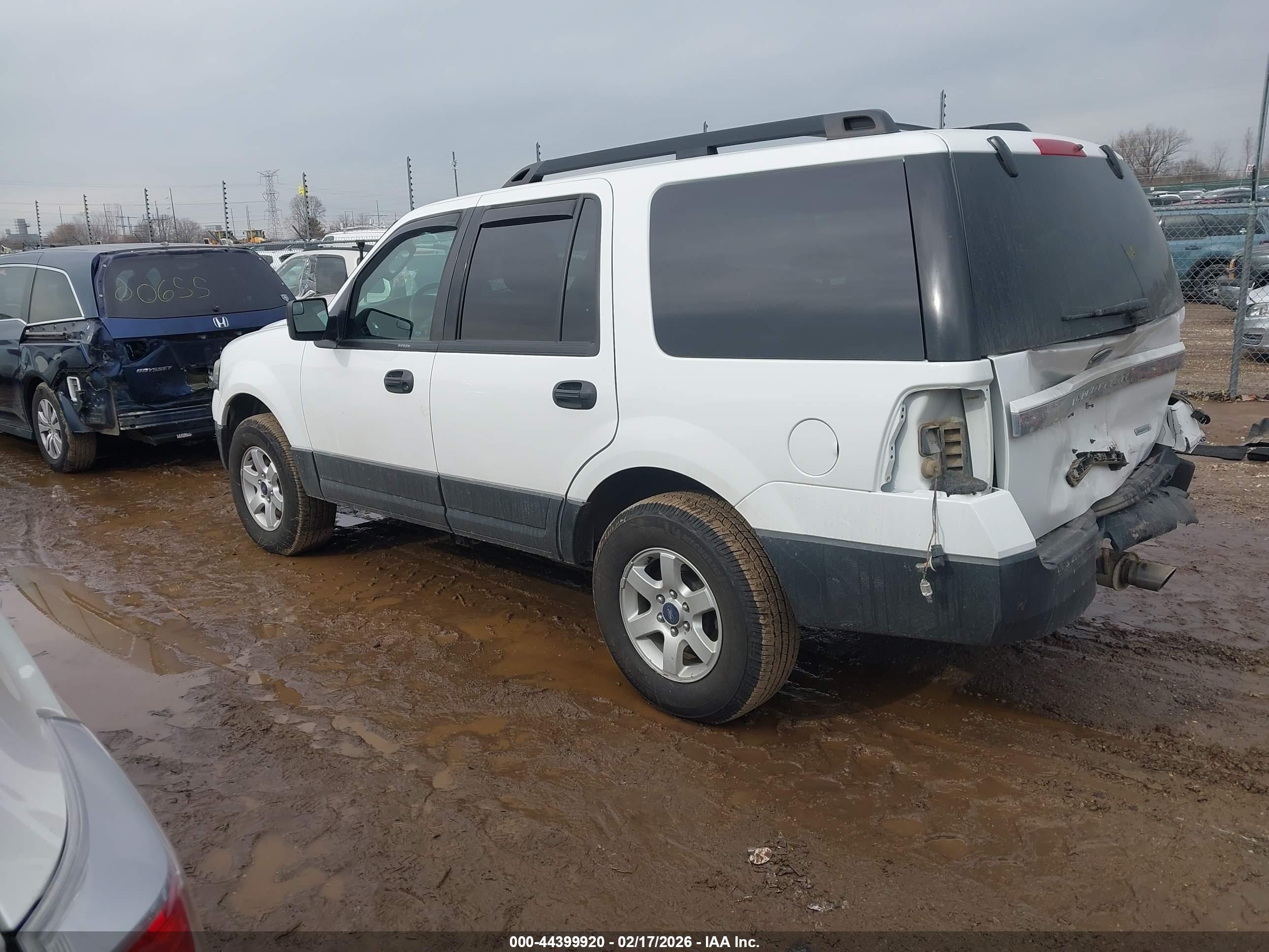 FORD EXPEDITION image 3