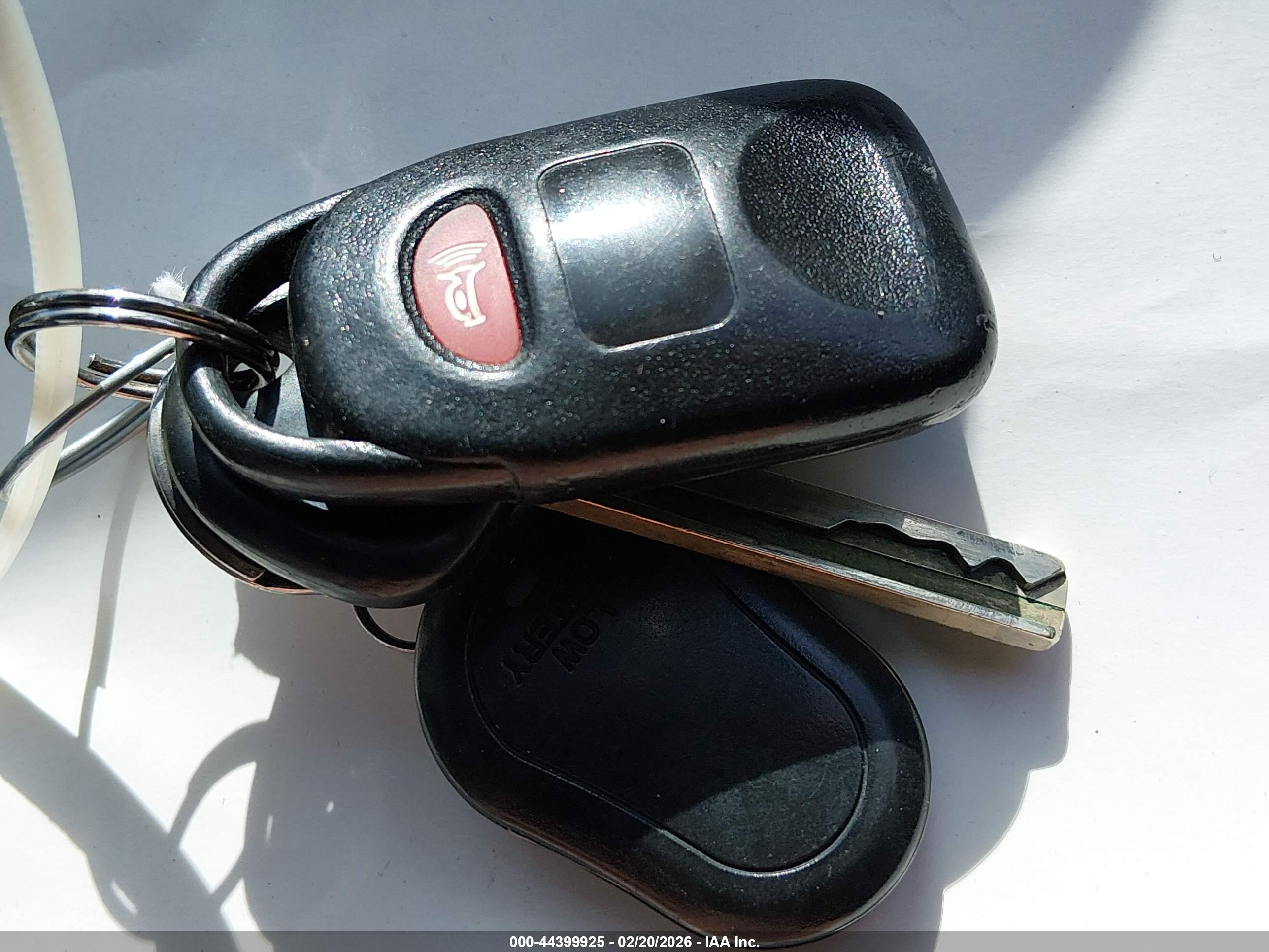 HYUNDAI ACCENT image 11