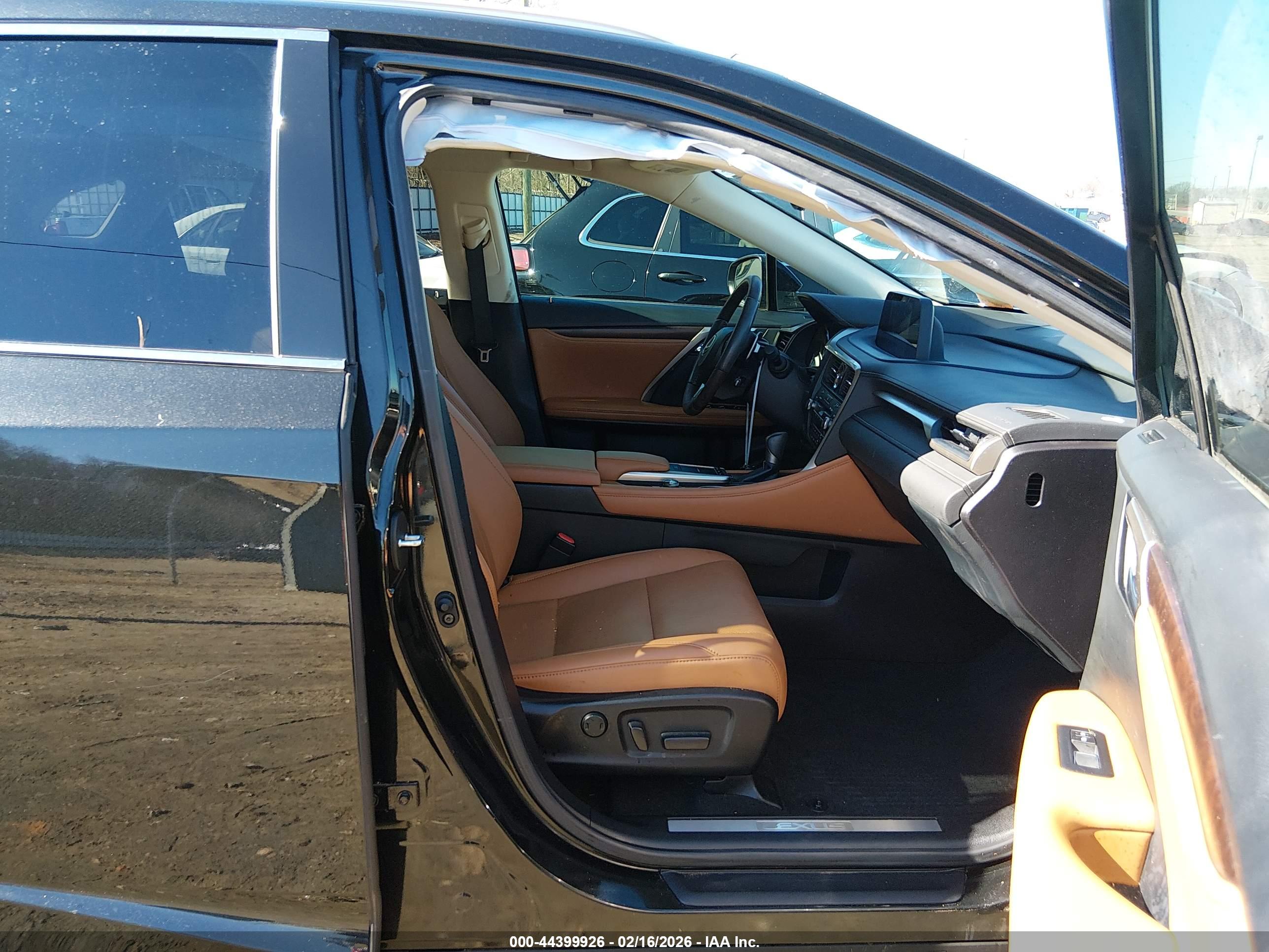 LEXUS RX image 5
