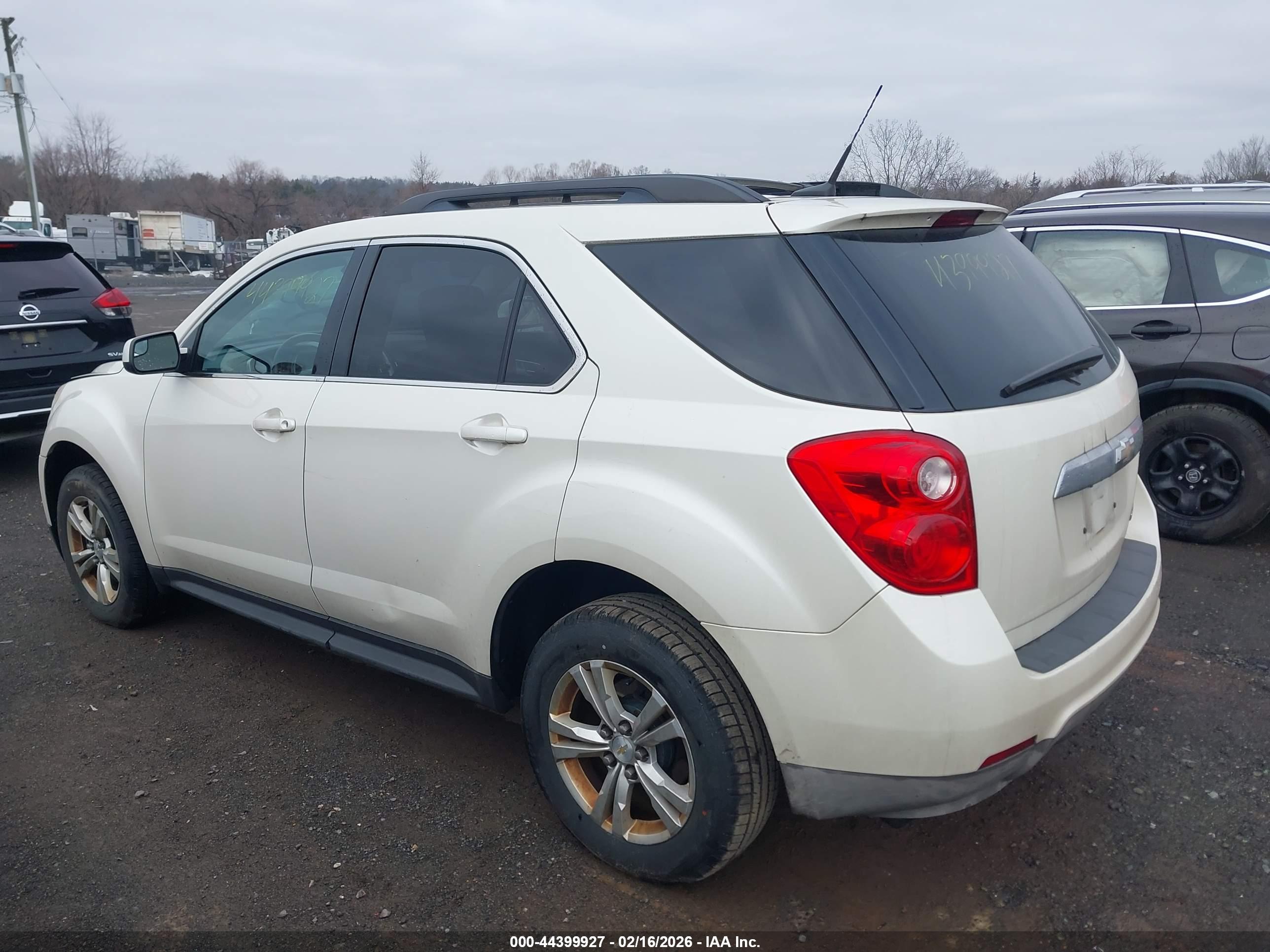 CHEVROLET EQUINOX image 3