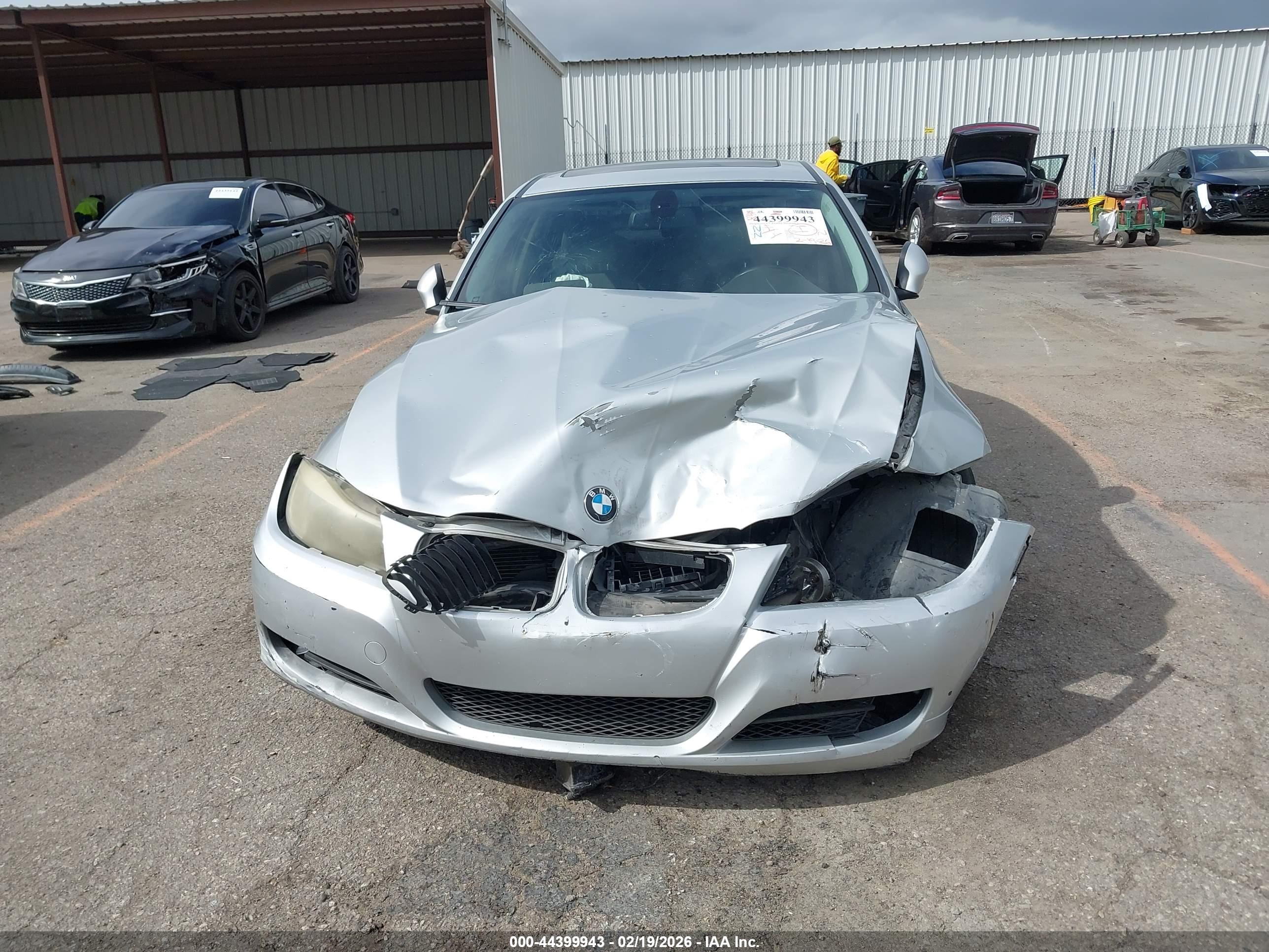 BMW 328I image 6