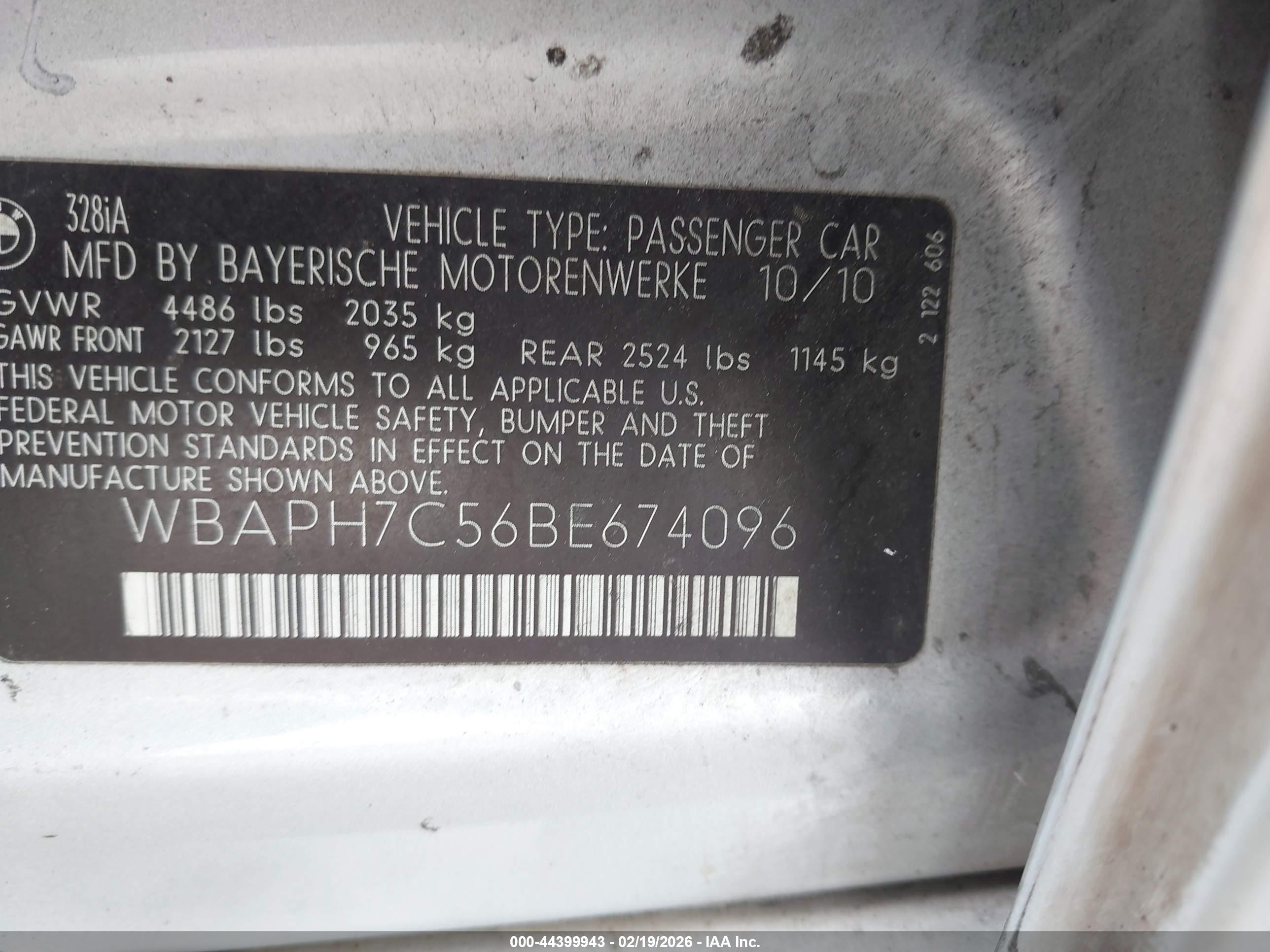BMW 328I image 9