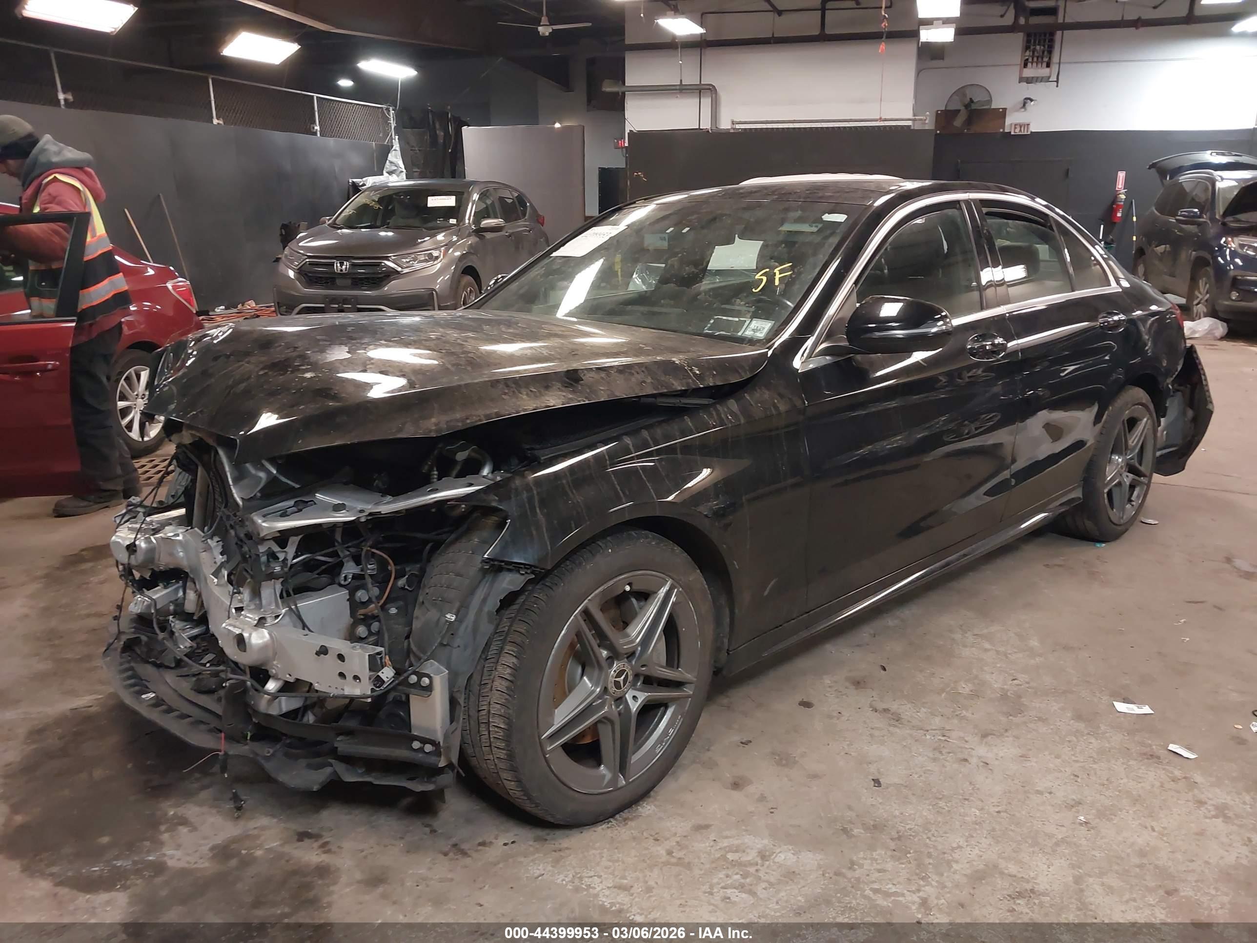MERCEDES-BENZ C image 2