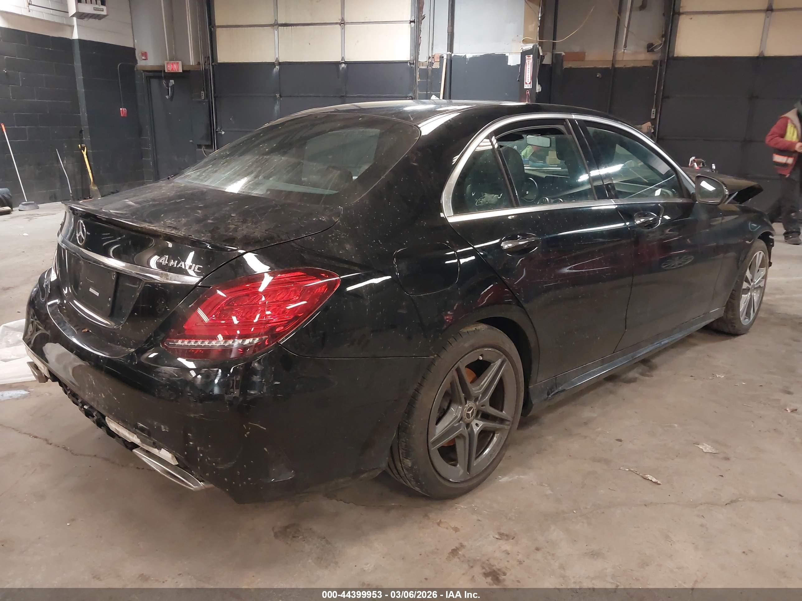 MERCEDES-BENZ C image 4
