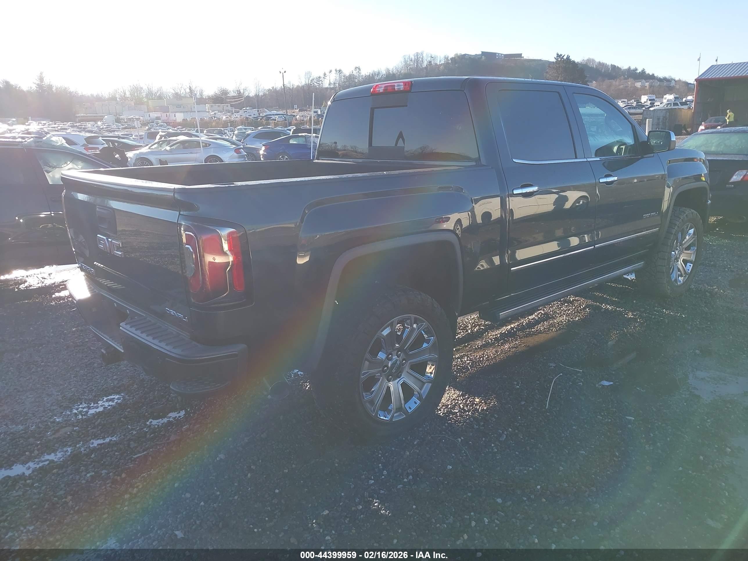 GMC SIERRA image 4