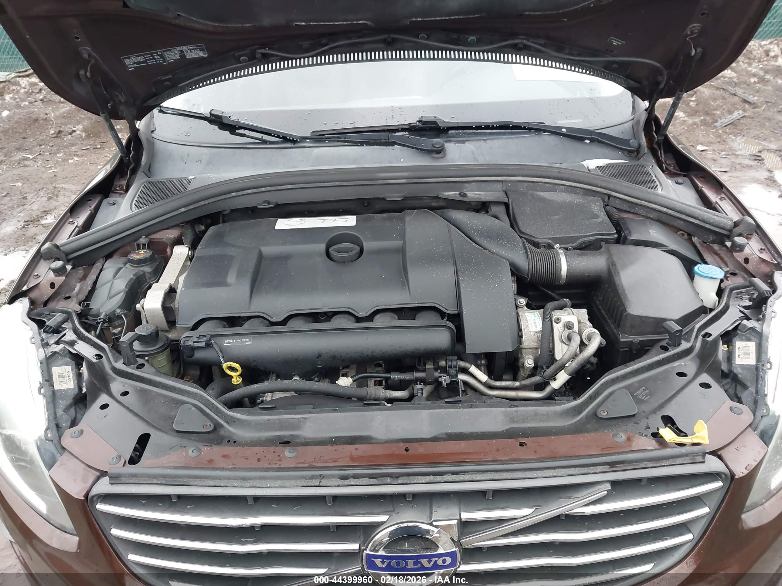 VOLVO XC60 image 10