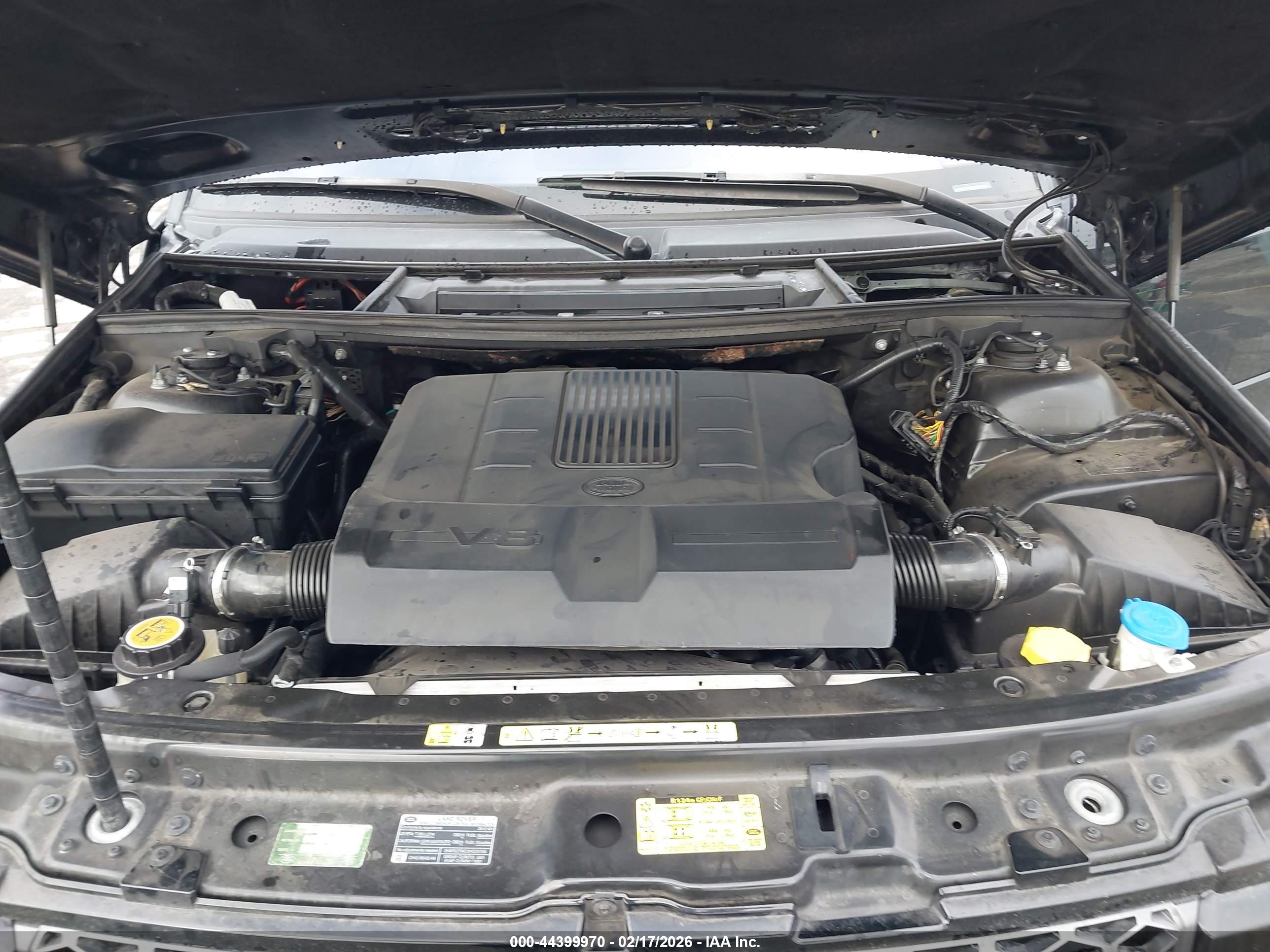 LAND ROVER image 10