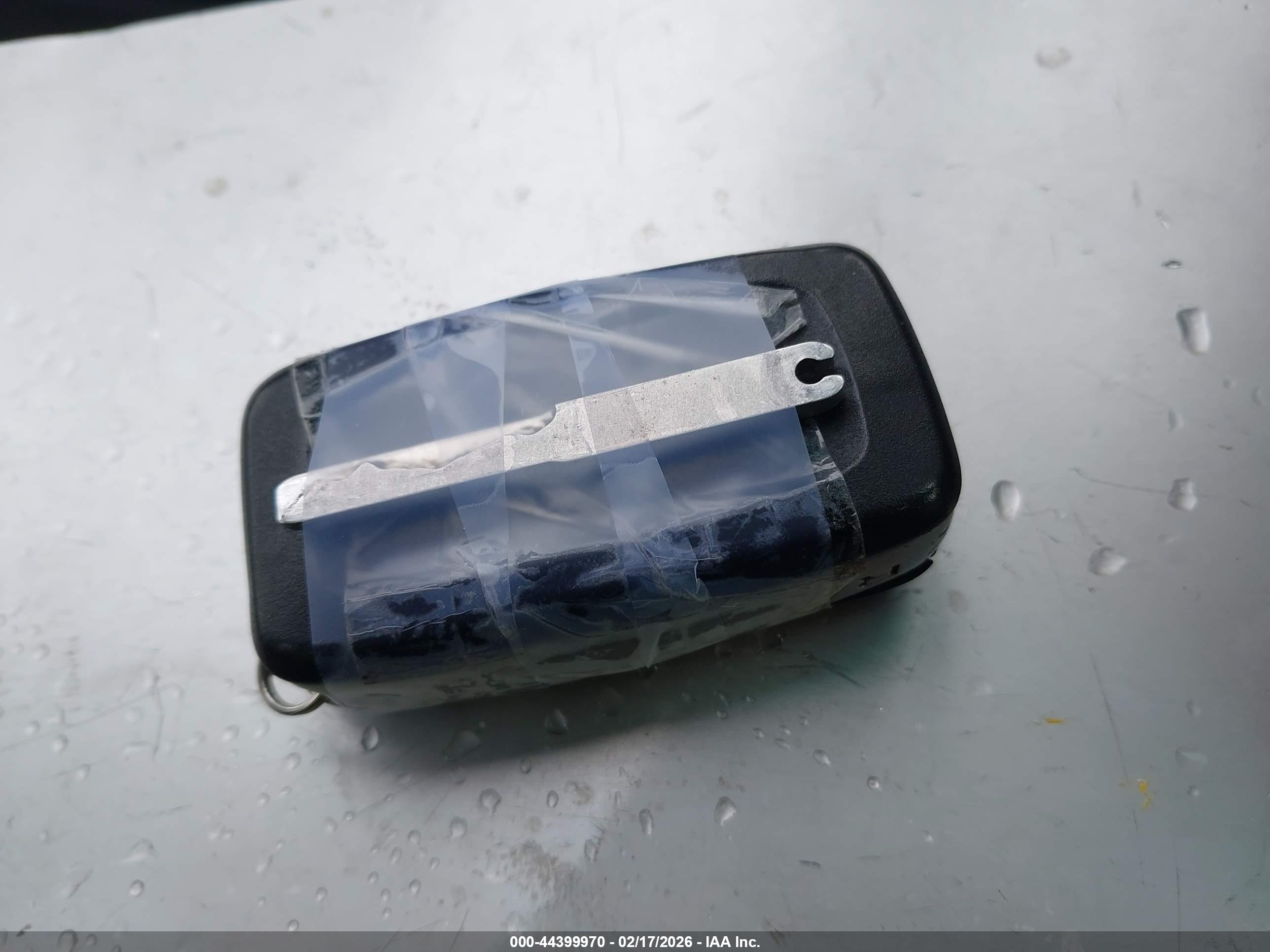 LAND ROVER image 11