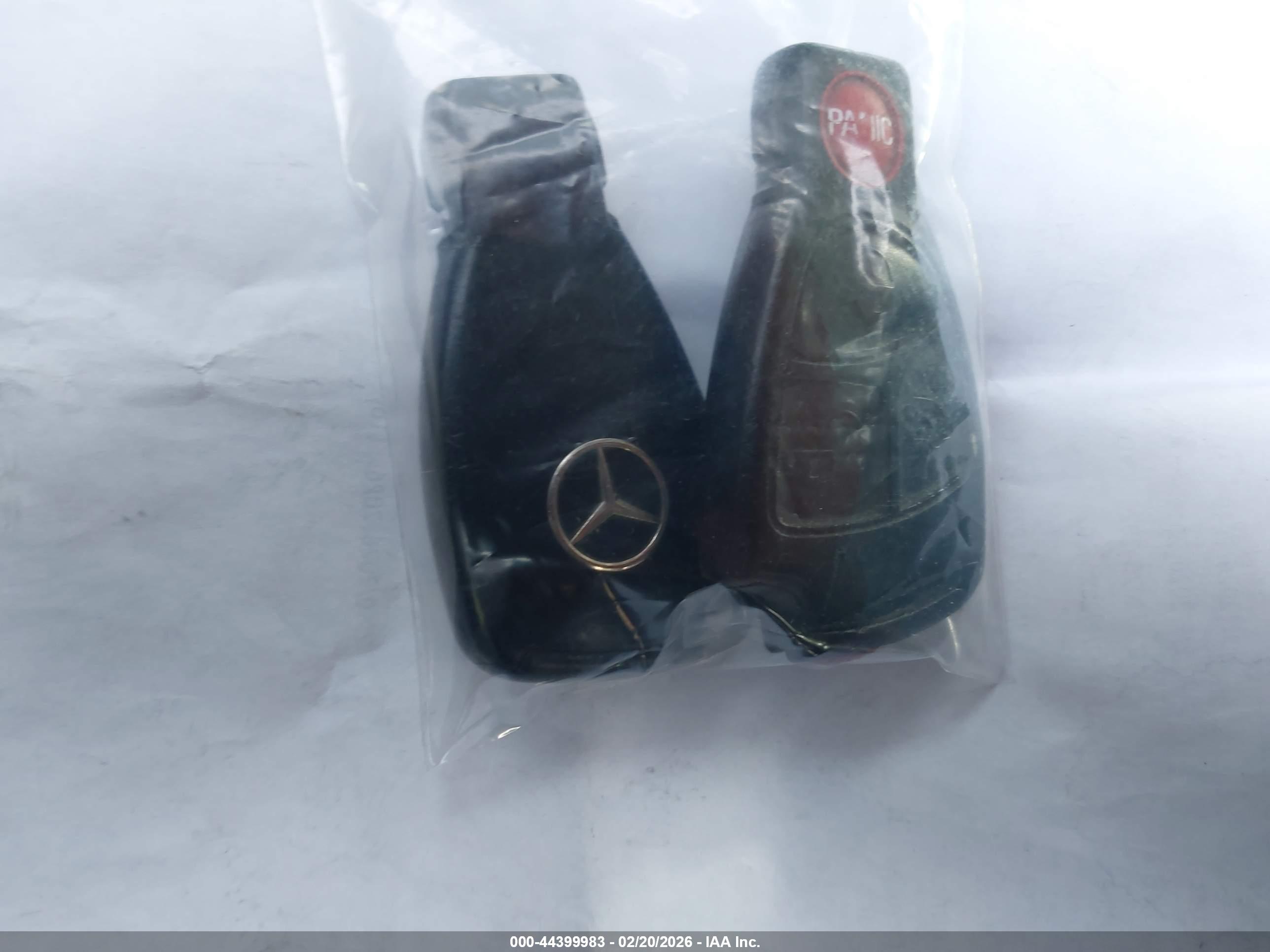 MERCEDES-BENZ C image 11
