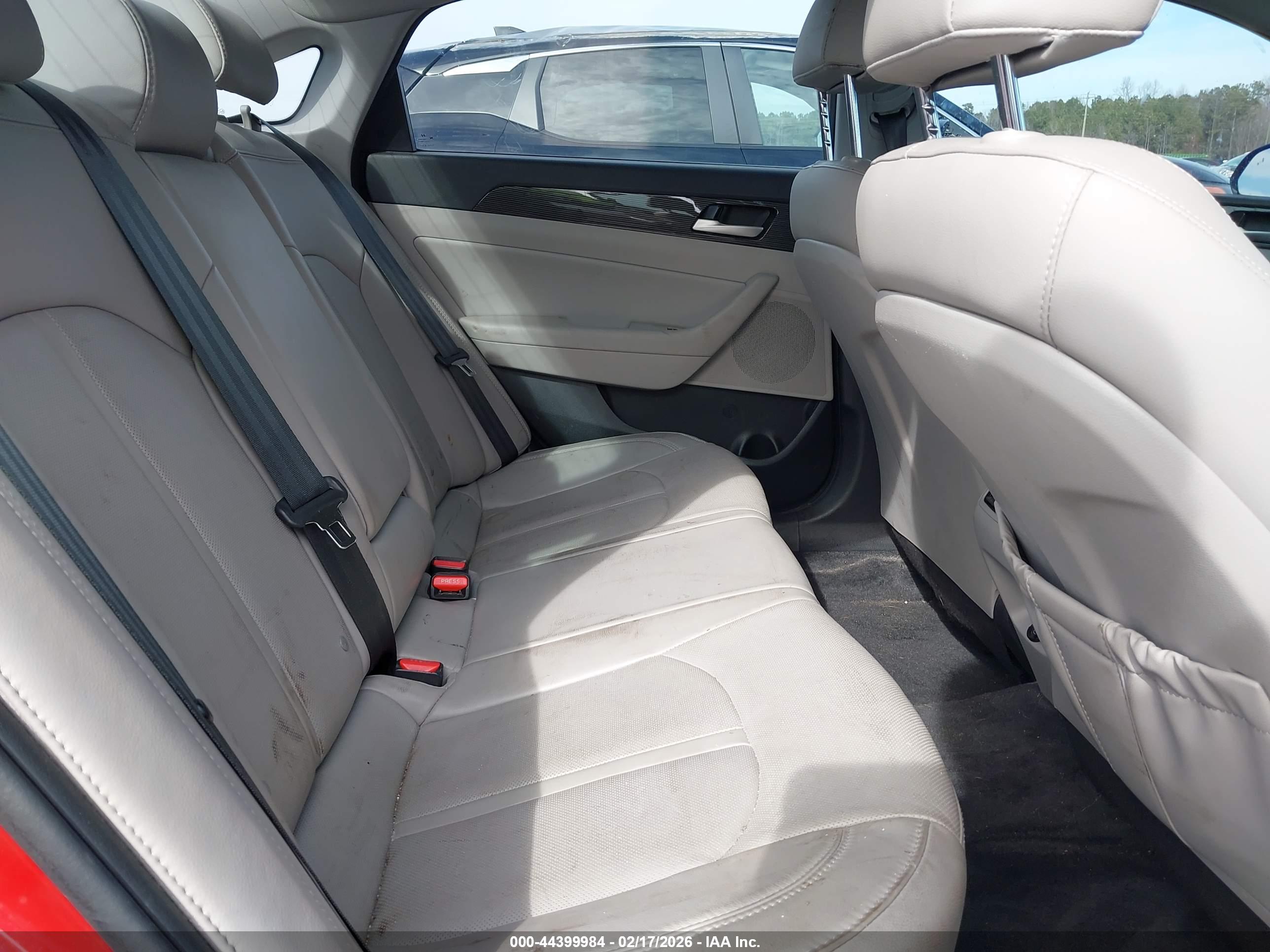 HYUNDAI SONATA image 8