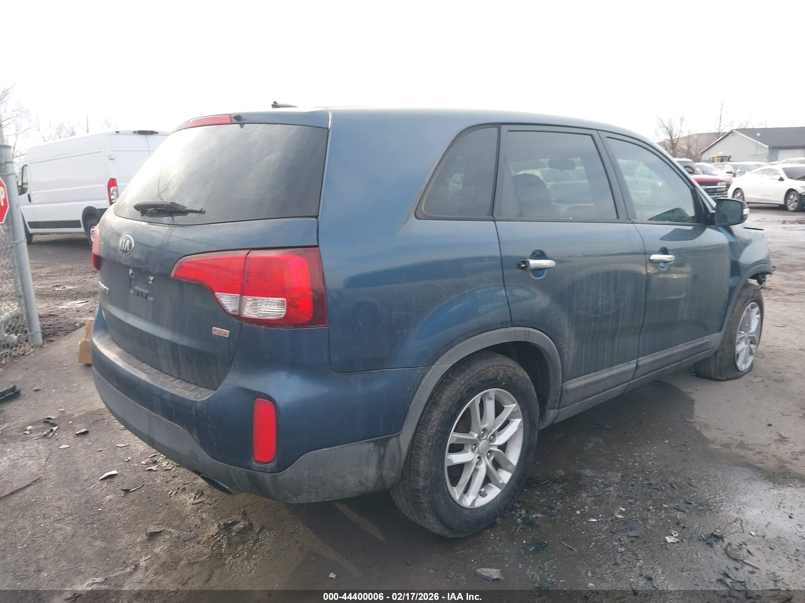 KIA SORENTO image 4