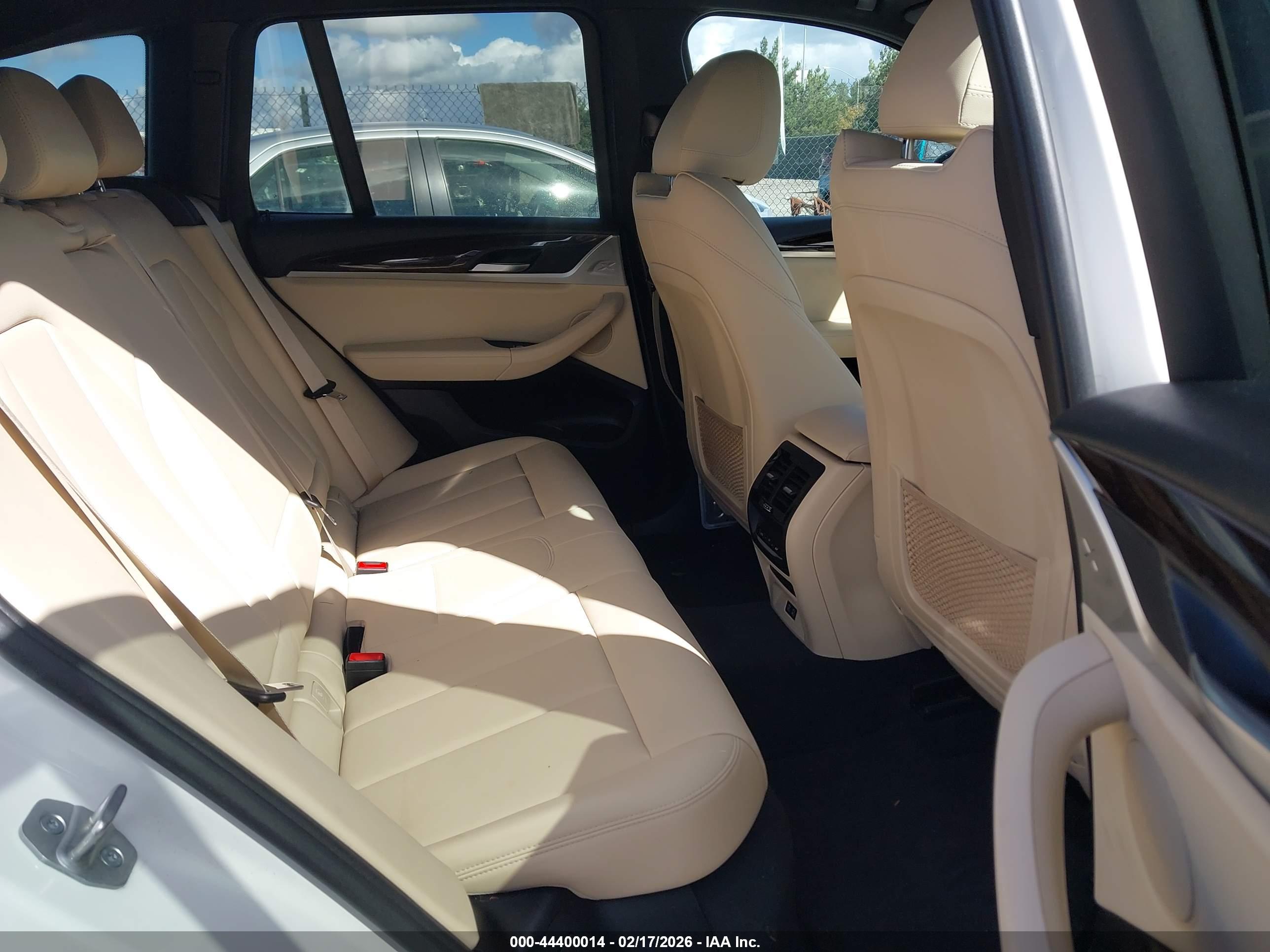 BMW X3 image 8