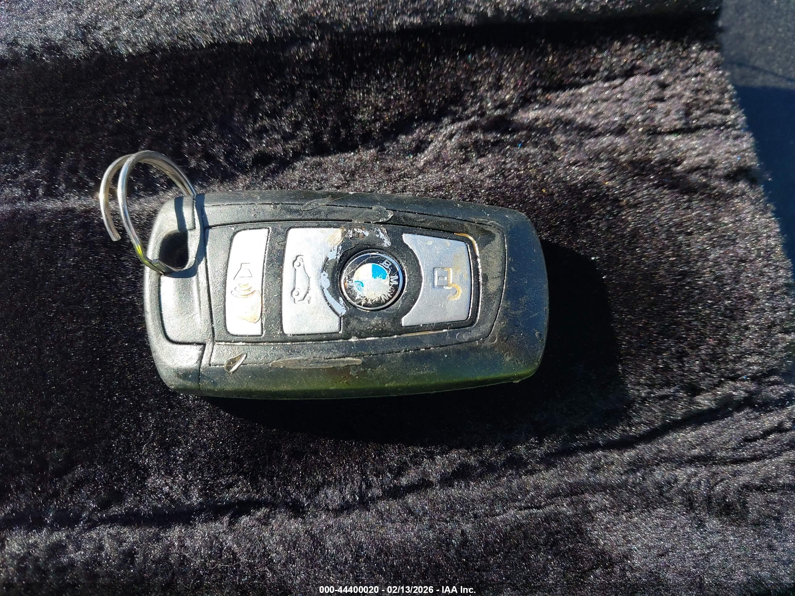 BMW 550I image 11
