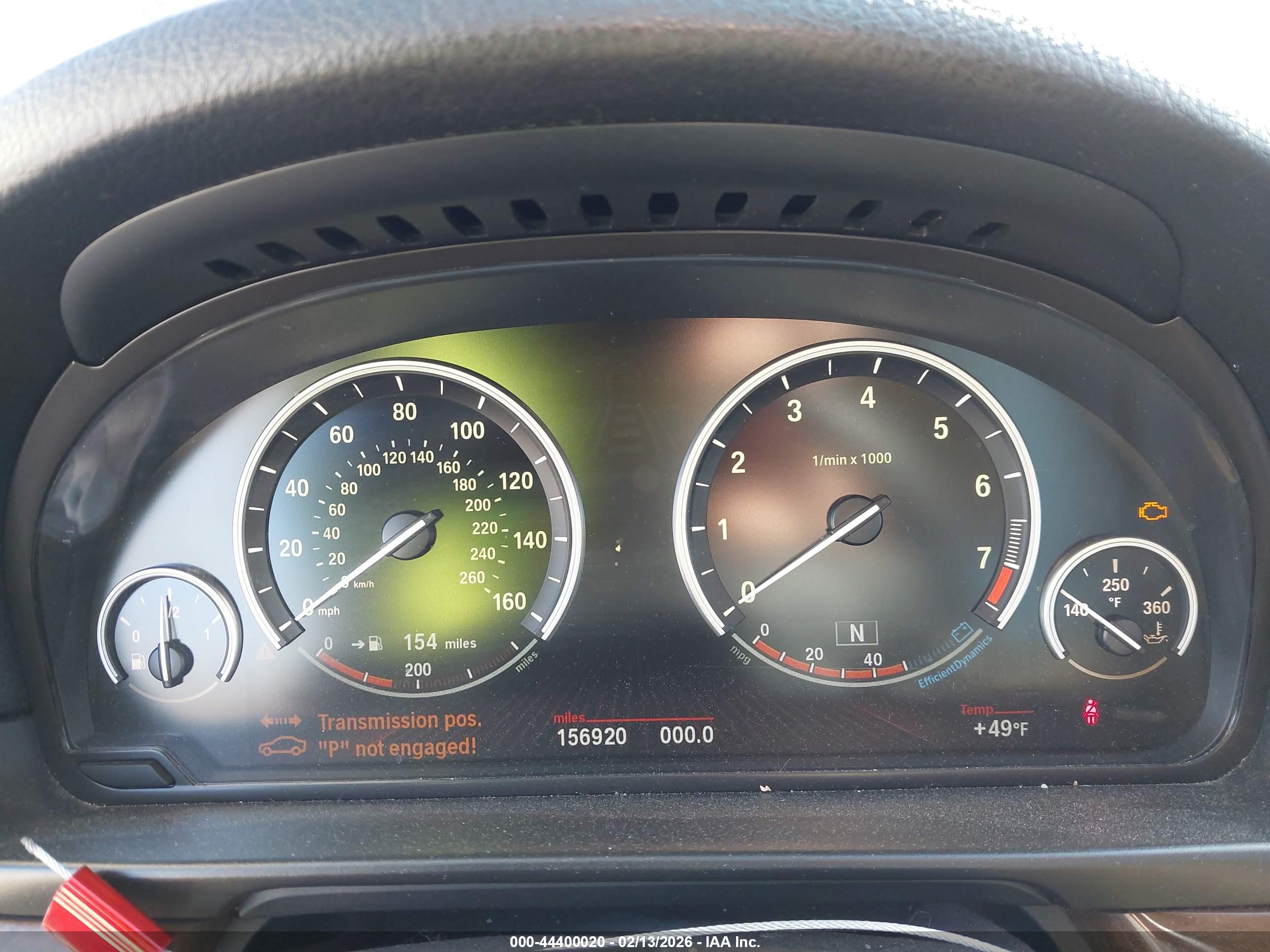 BMW 550I image 7