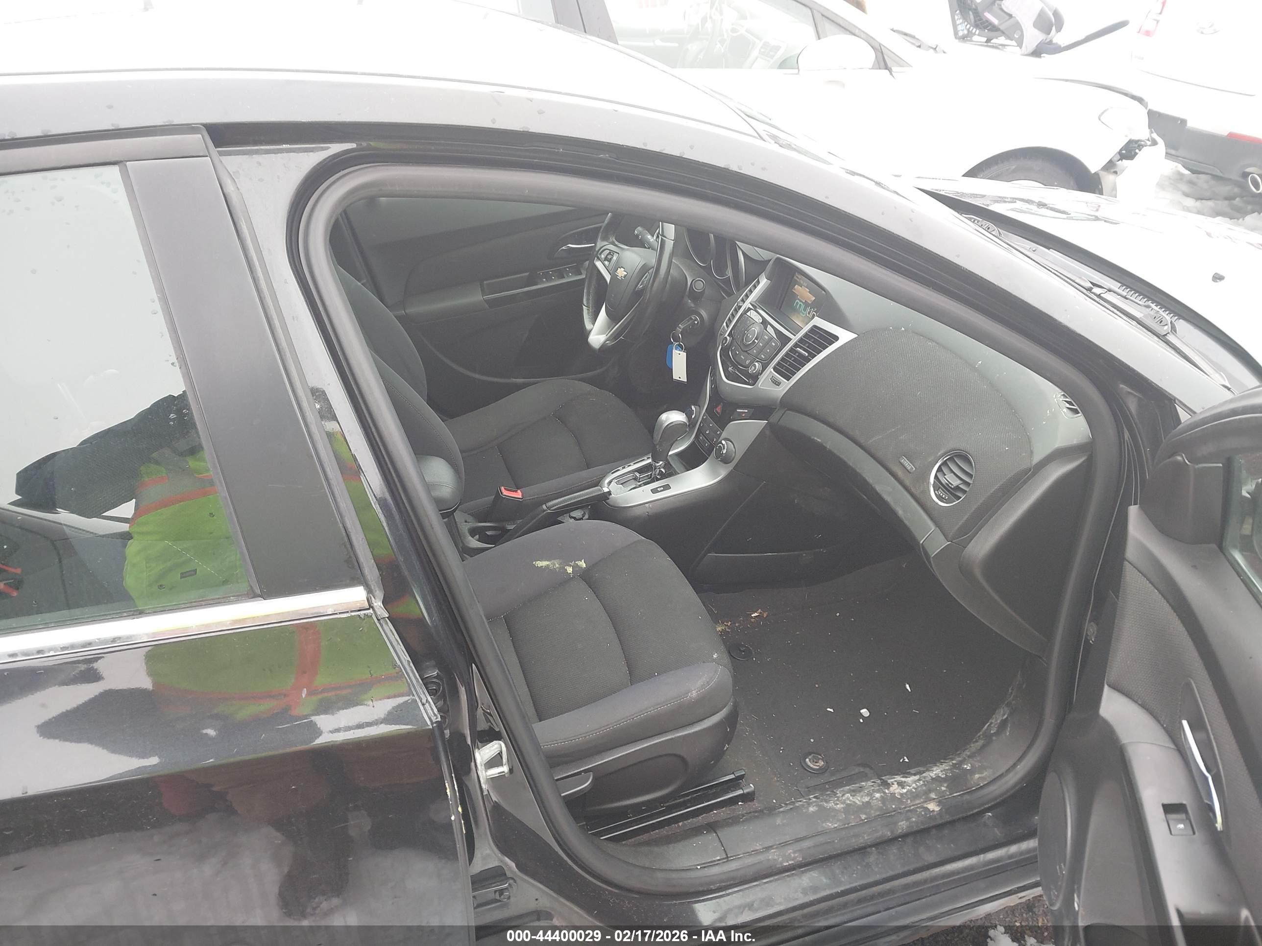 CHEVROLET CRUZE image 5