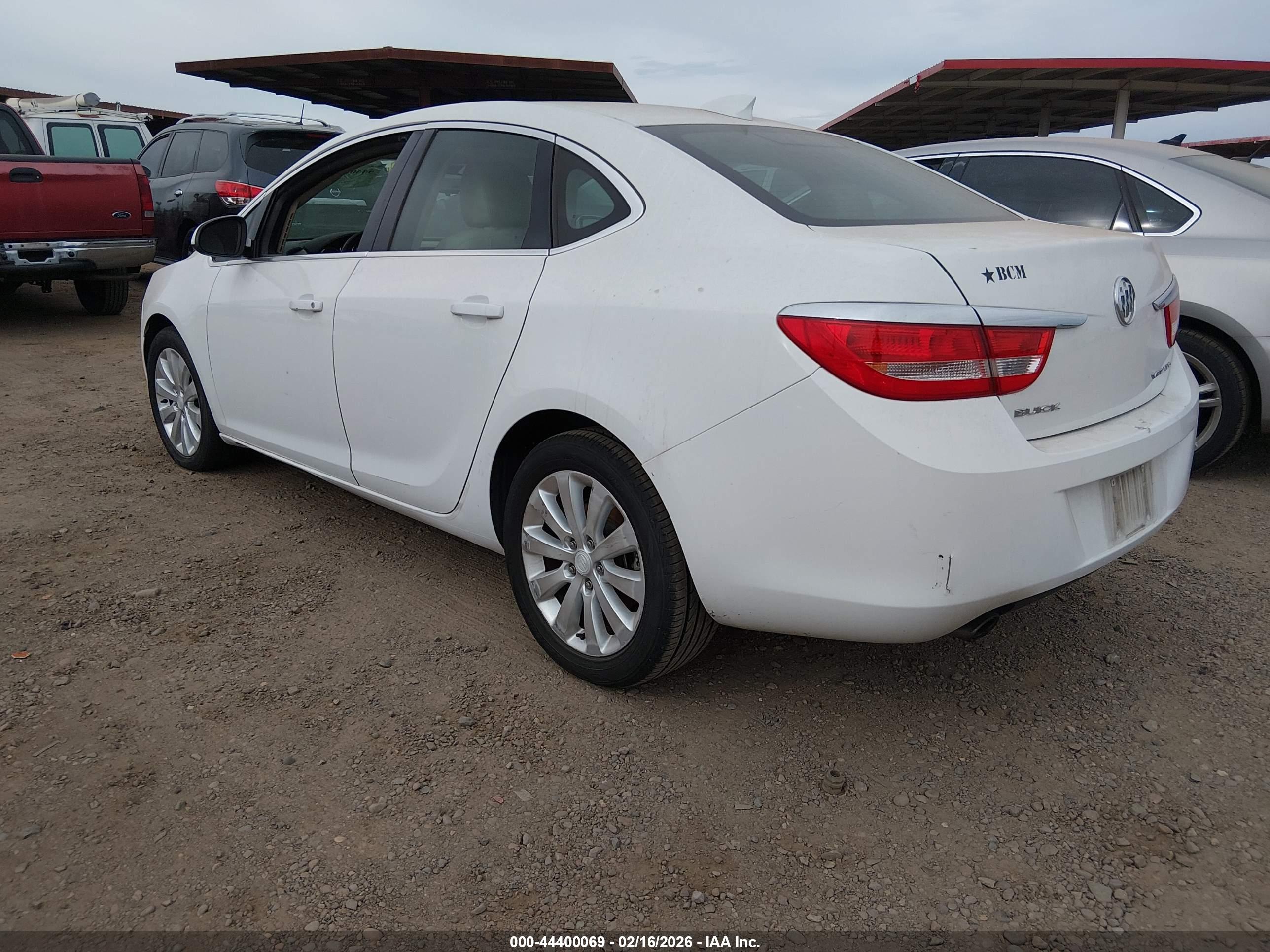 BUICK VERANO image 3