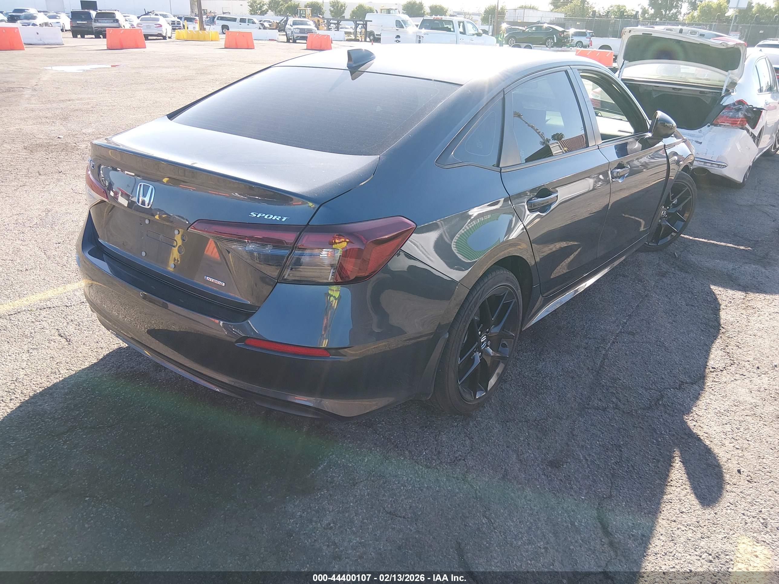 HONDA CIVIC image 4