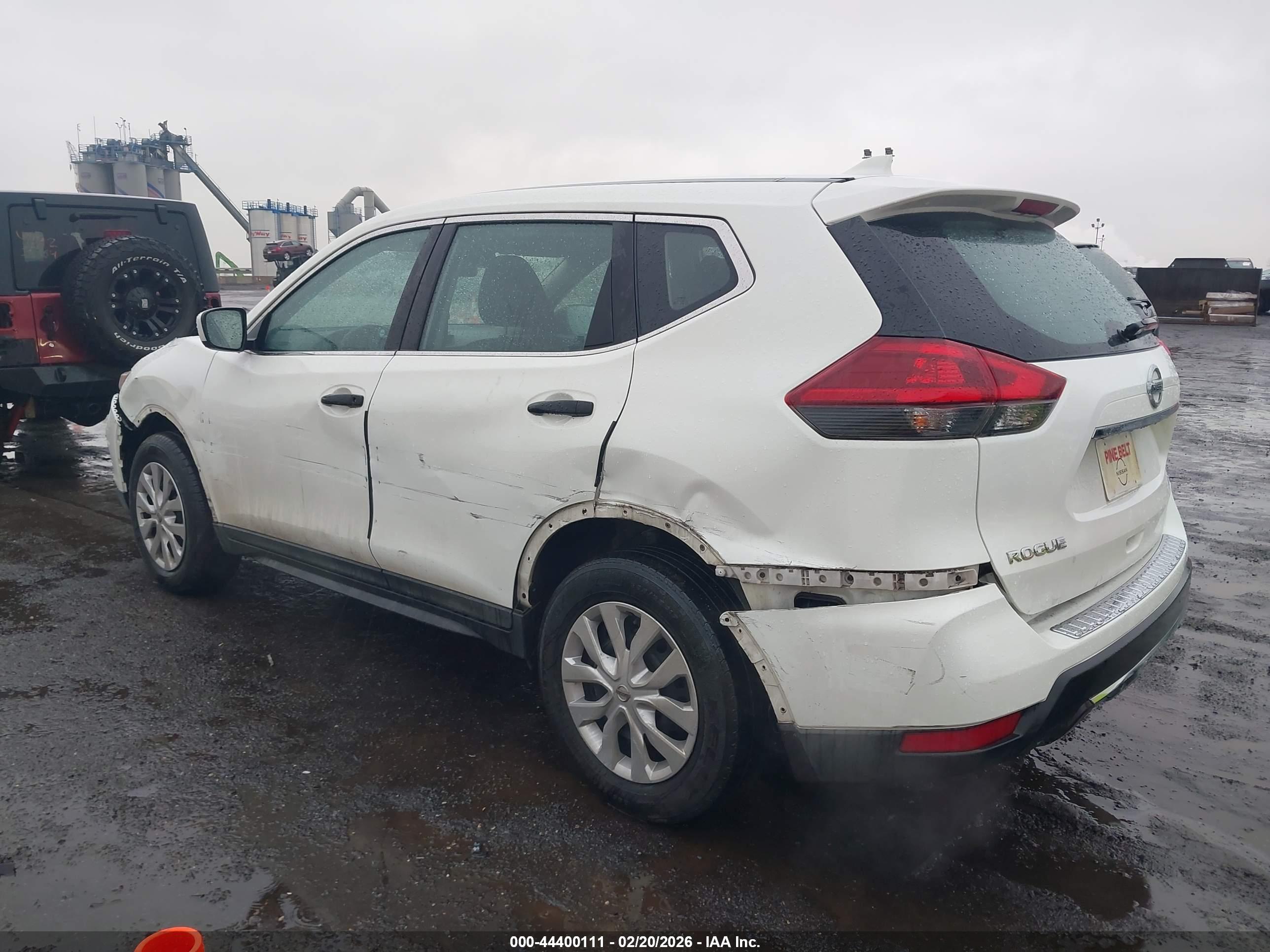 NISSAN ROGUE image 6