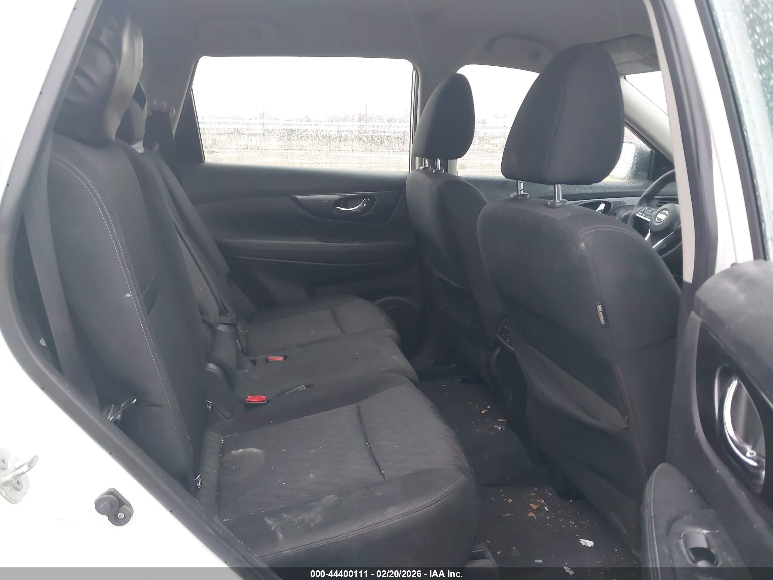 NISSAN ROGUE image 8