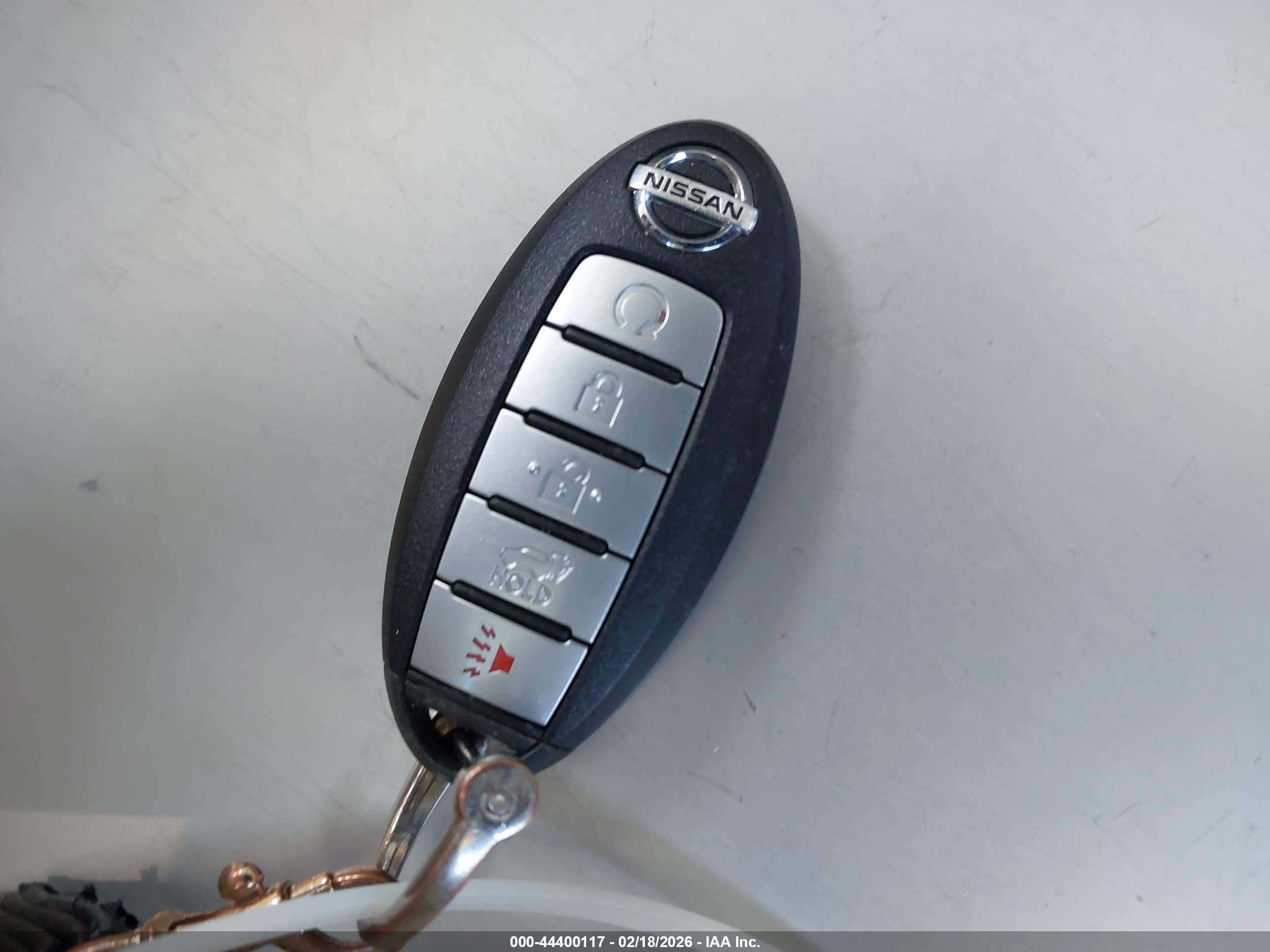 NISSAN MURANO image 11
