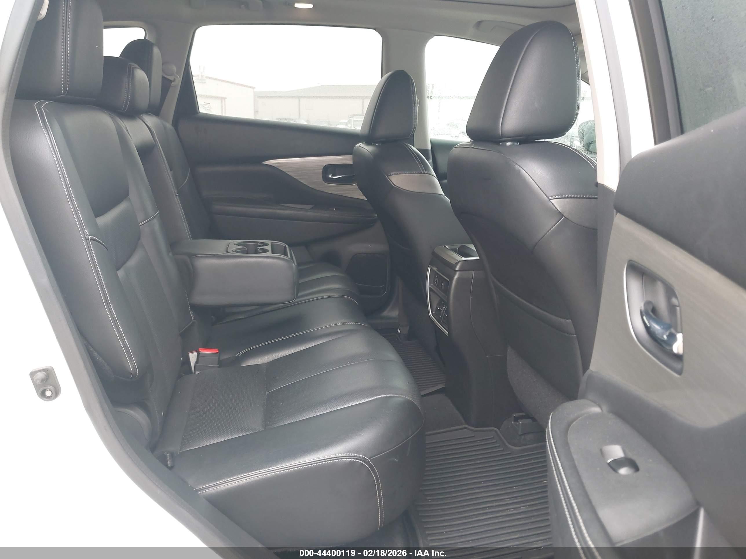 NISSAN MURANO image 8