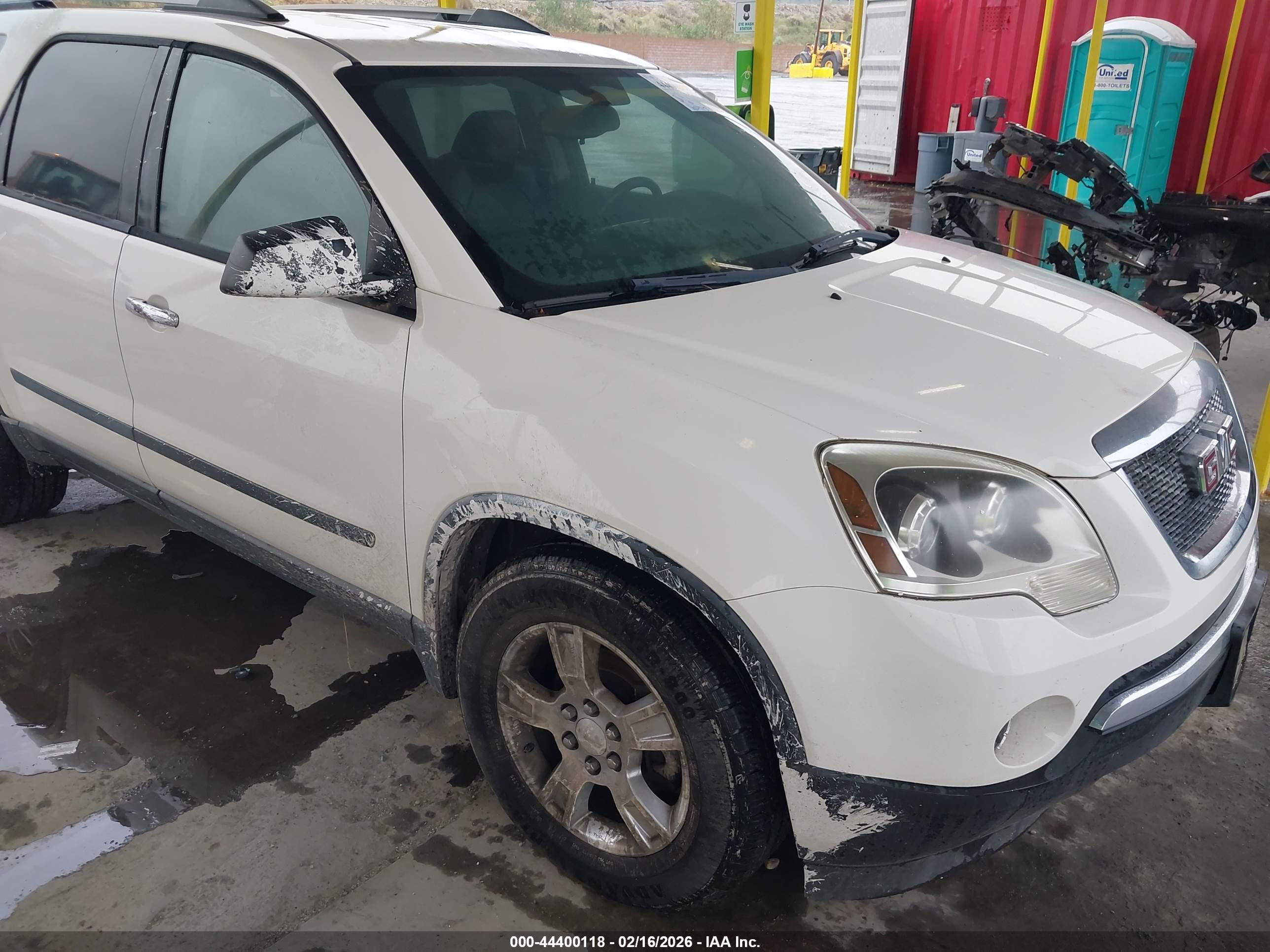 GMC ACADIA image 6