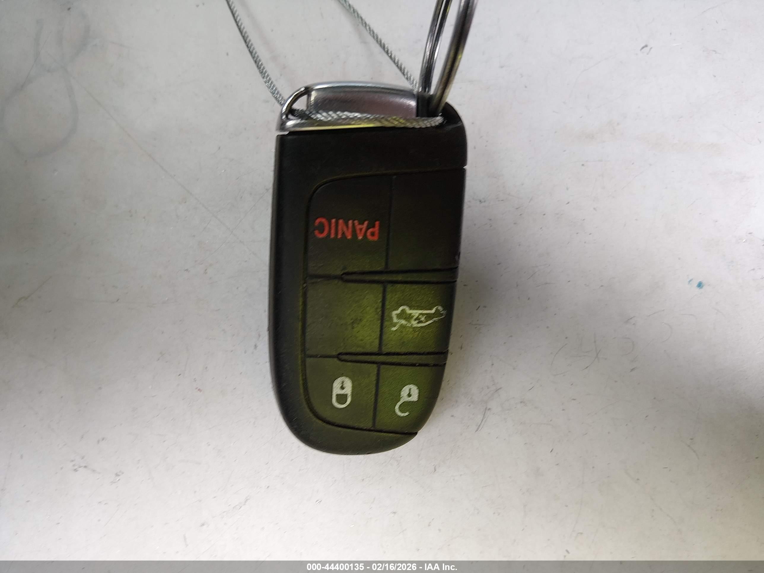 DODGE CHALLENGER image 11