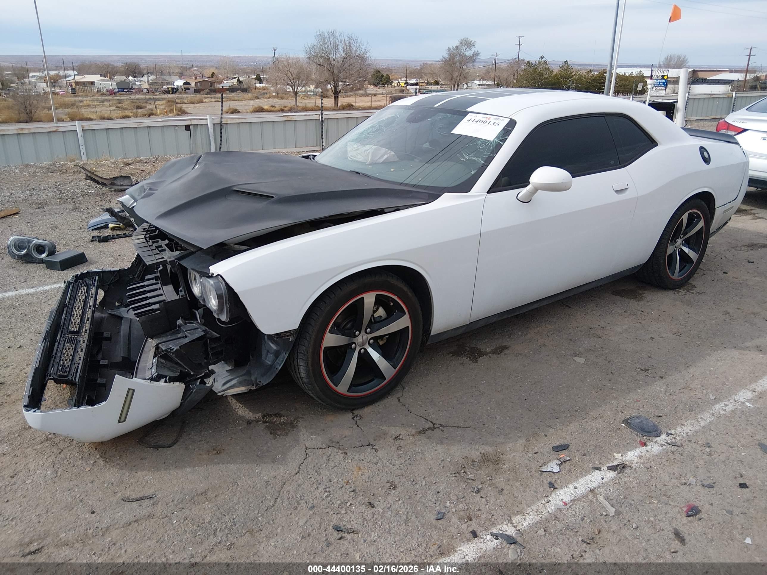 DODGE CHALLENGER image 2