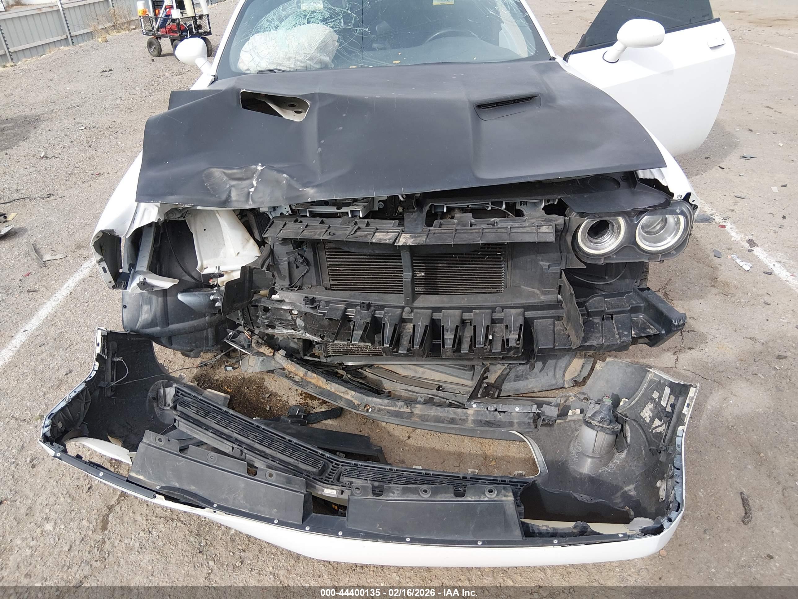 DODGE CHALLENGER image 6