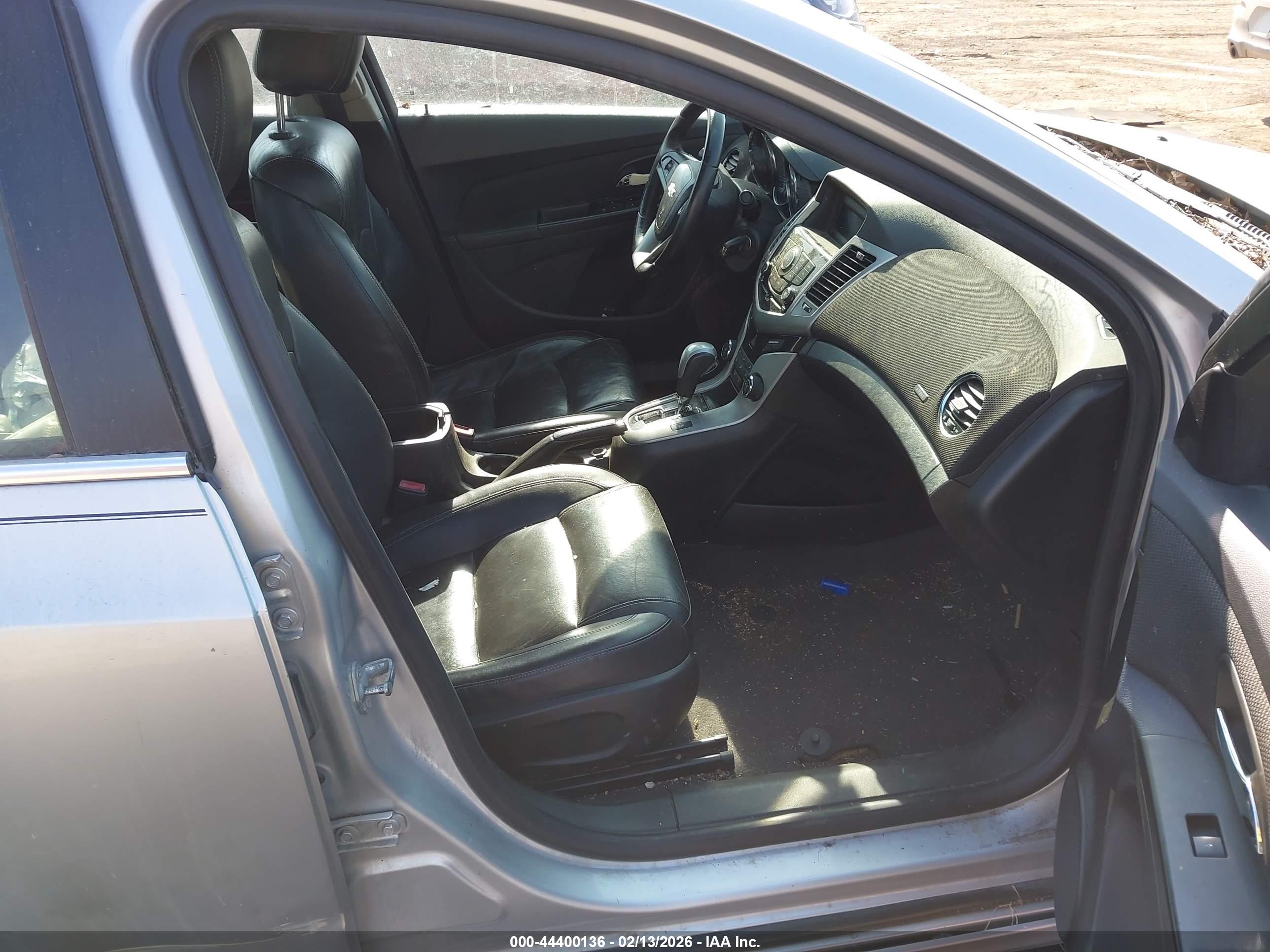 CHEVROLET CRUZE image 5