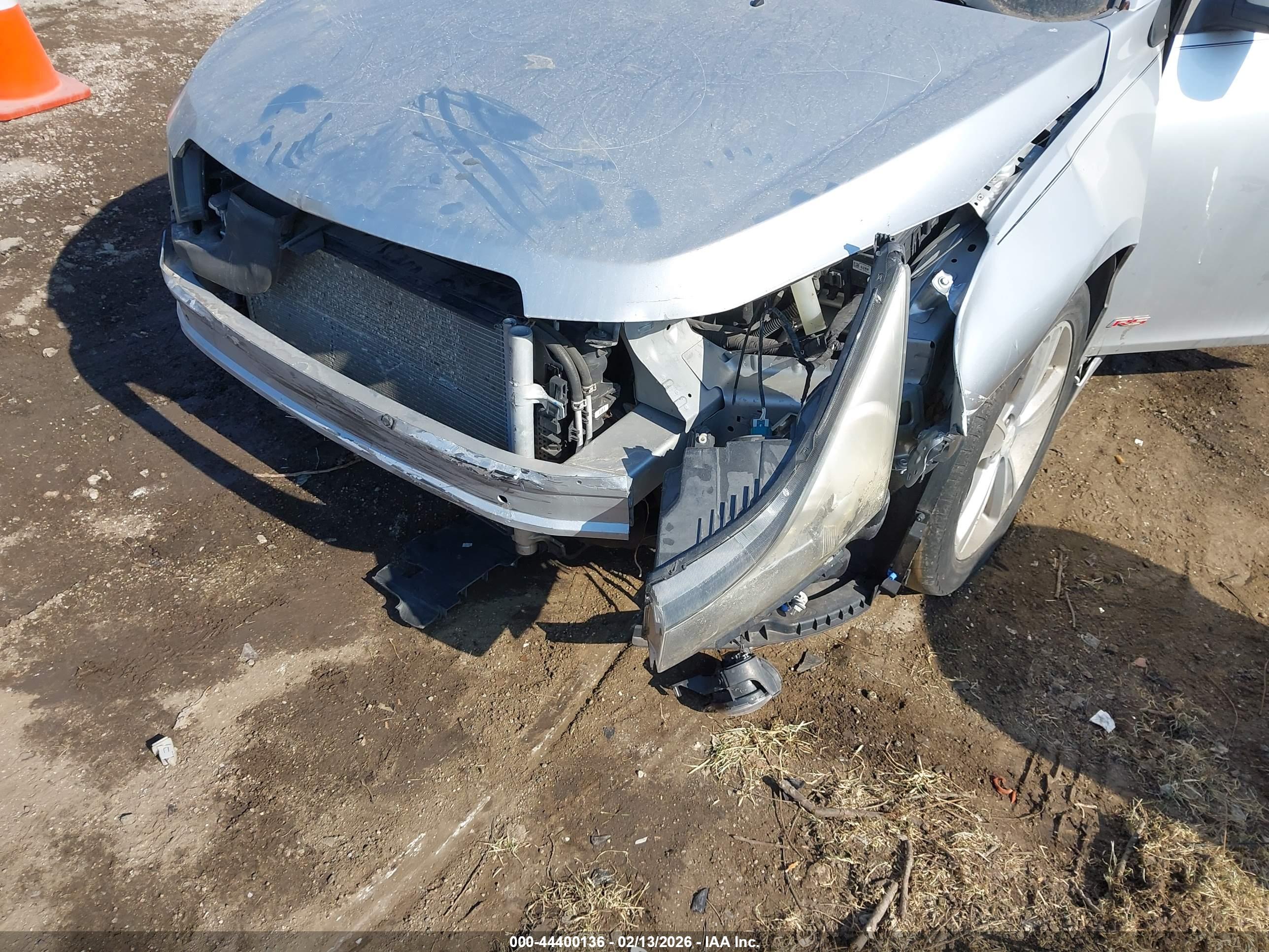 CHEVROLET CRUZE image 6
