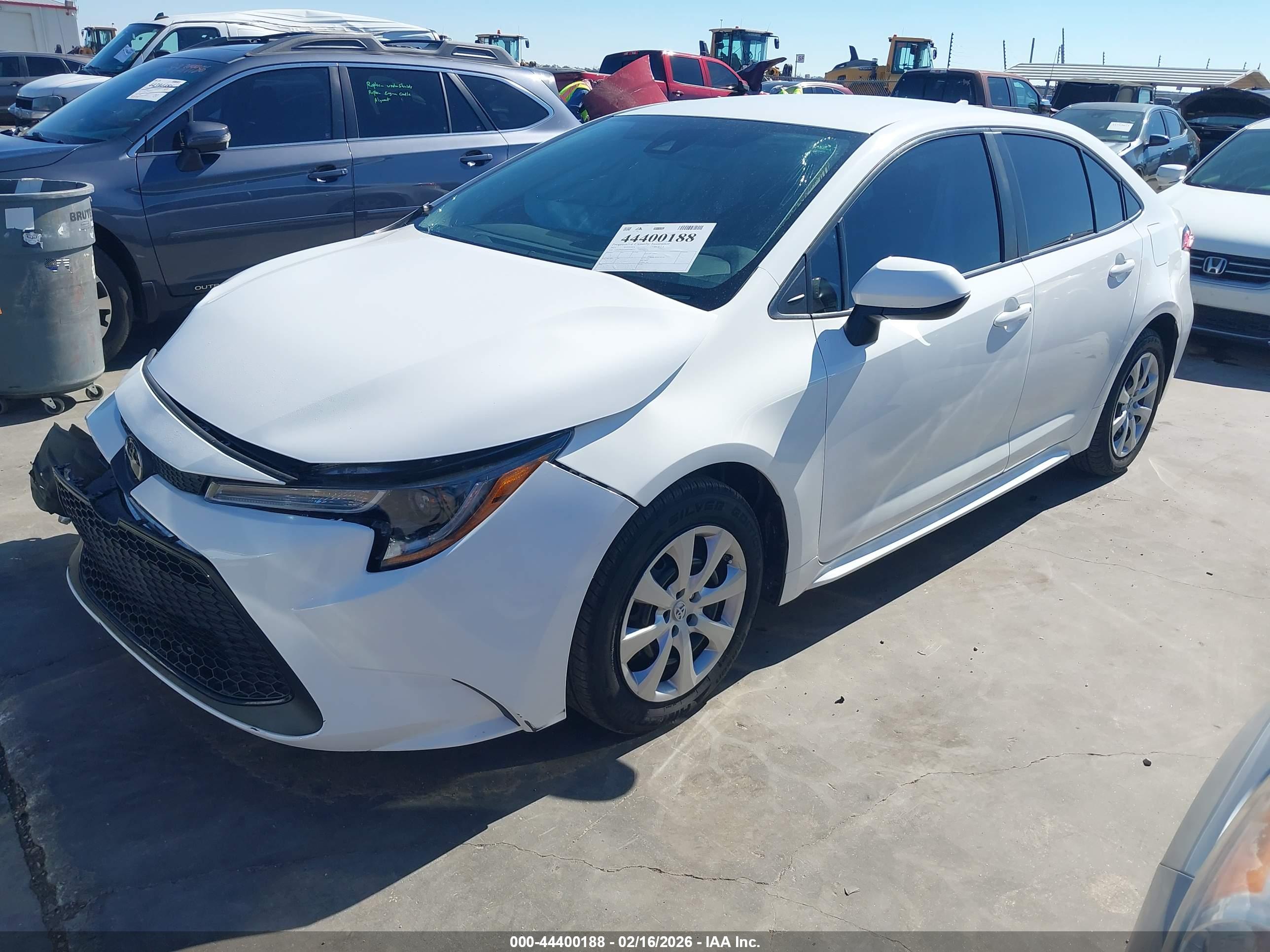 TOYOTA COROLLA image 2