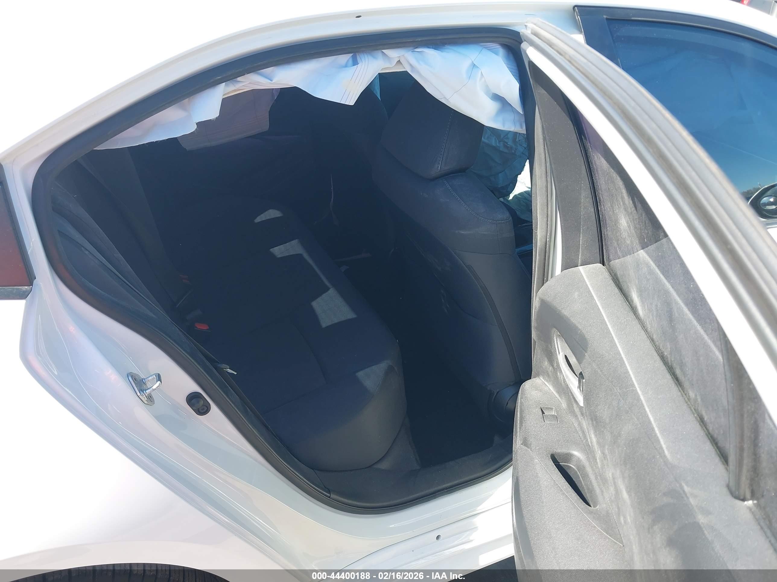 TOYOTA COROLLA image 8
