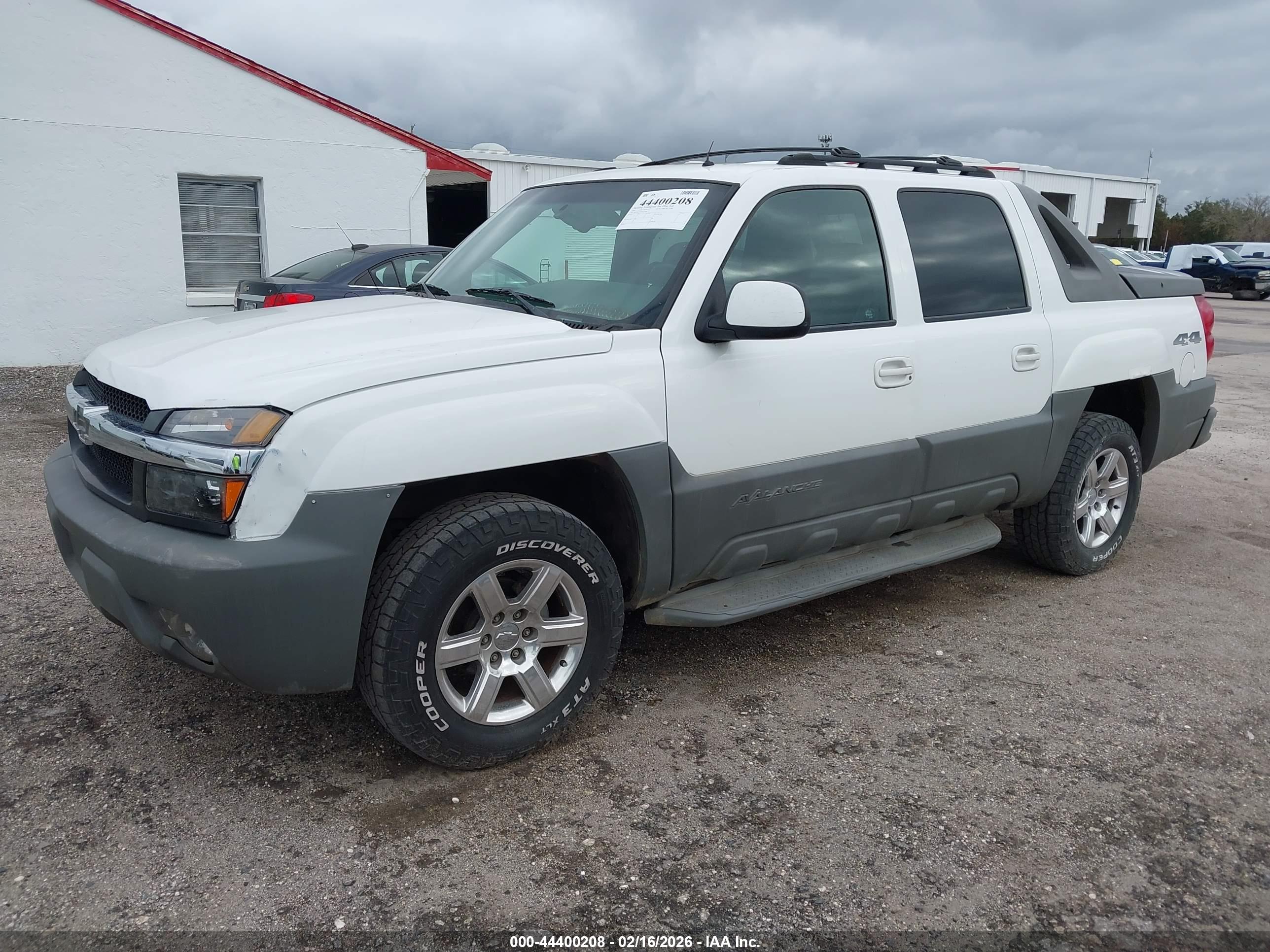 CHEVROLET AVALANCHE image 2