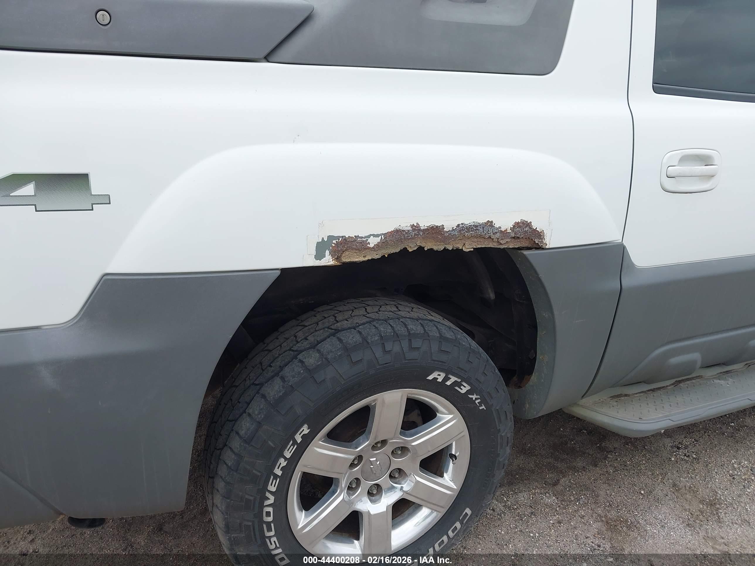 CHEVROLET AVALANCHE image 6
