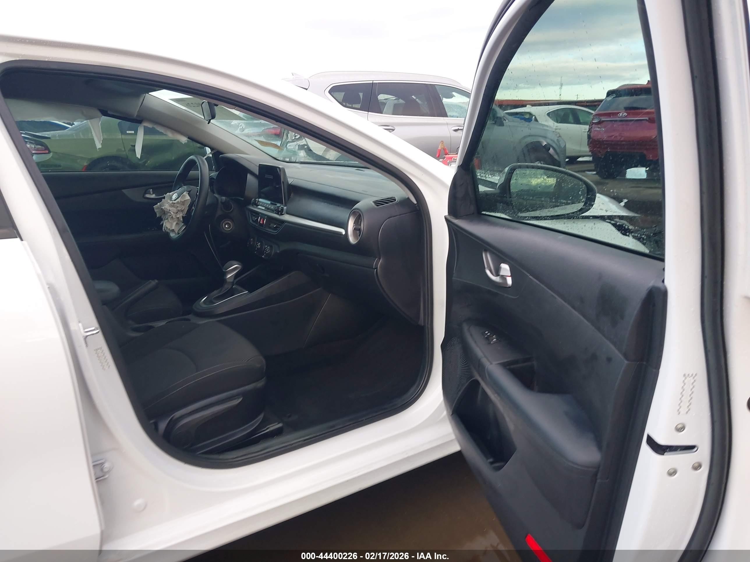 KIA FORTE image 5