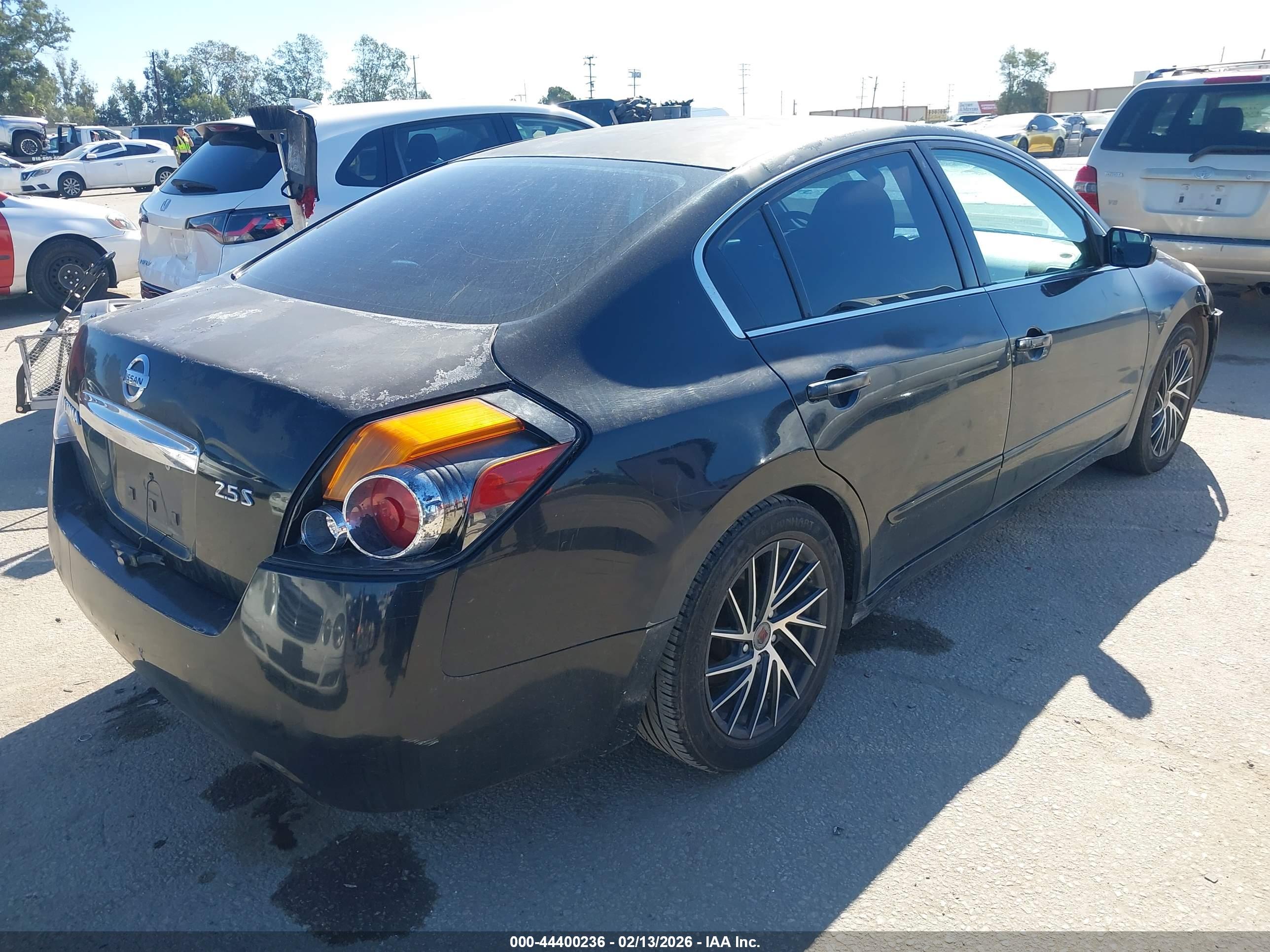 NISSAN ALTIMA image 4