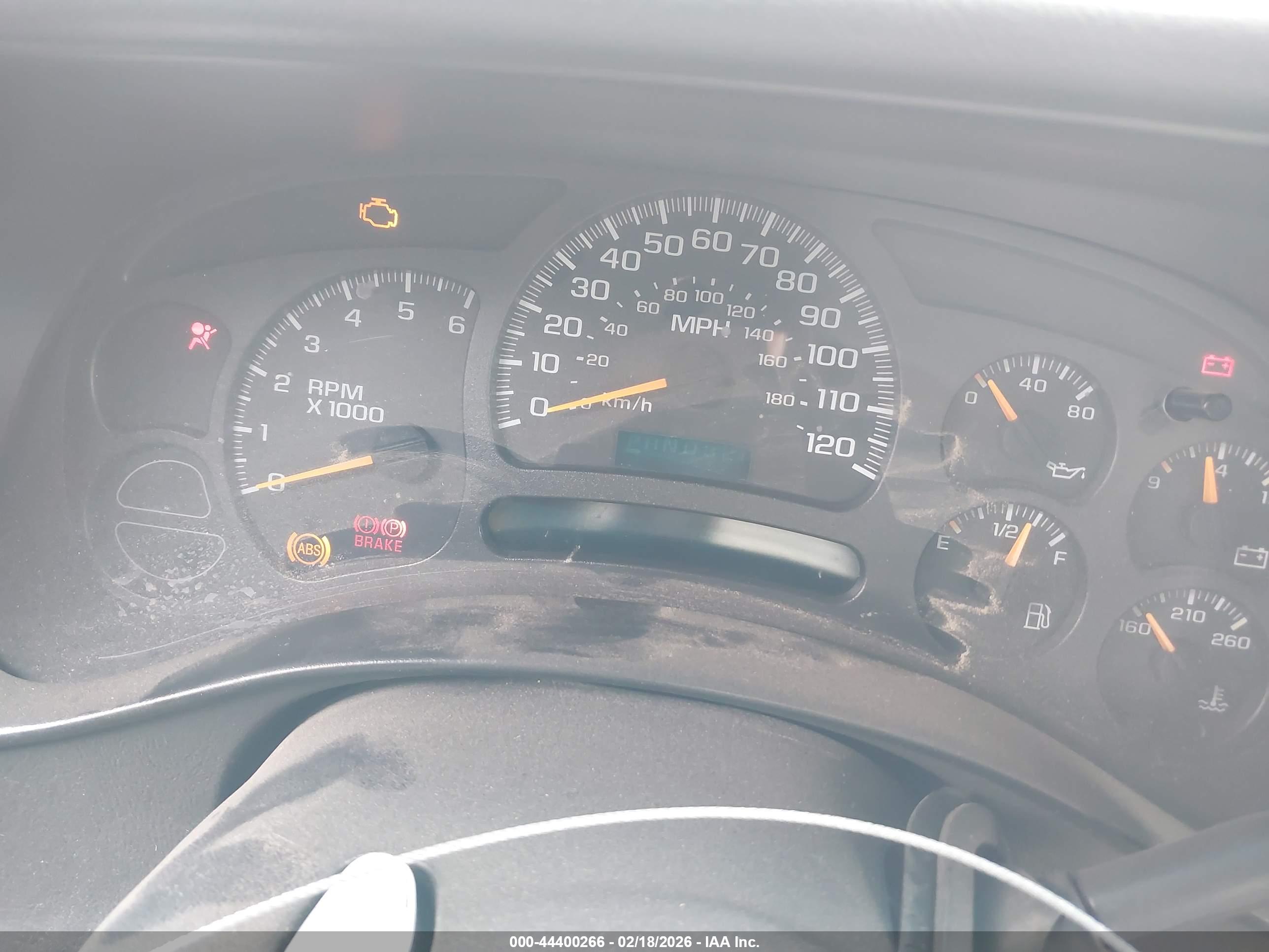 CHEVROLET SILVERADO image 7