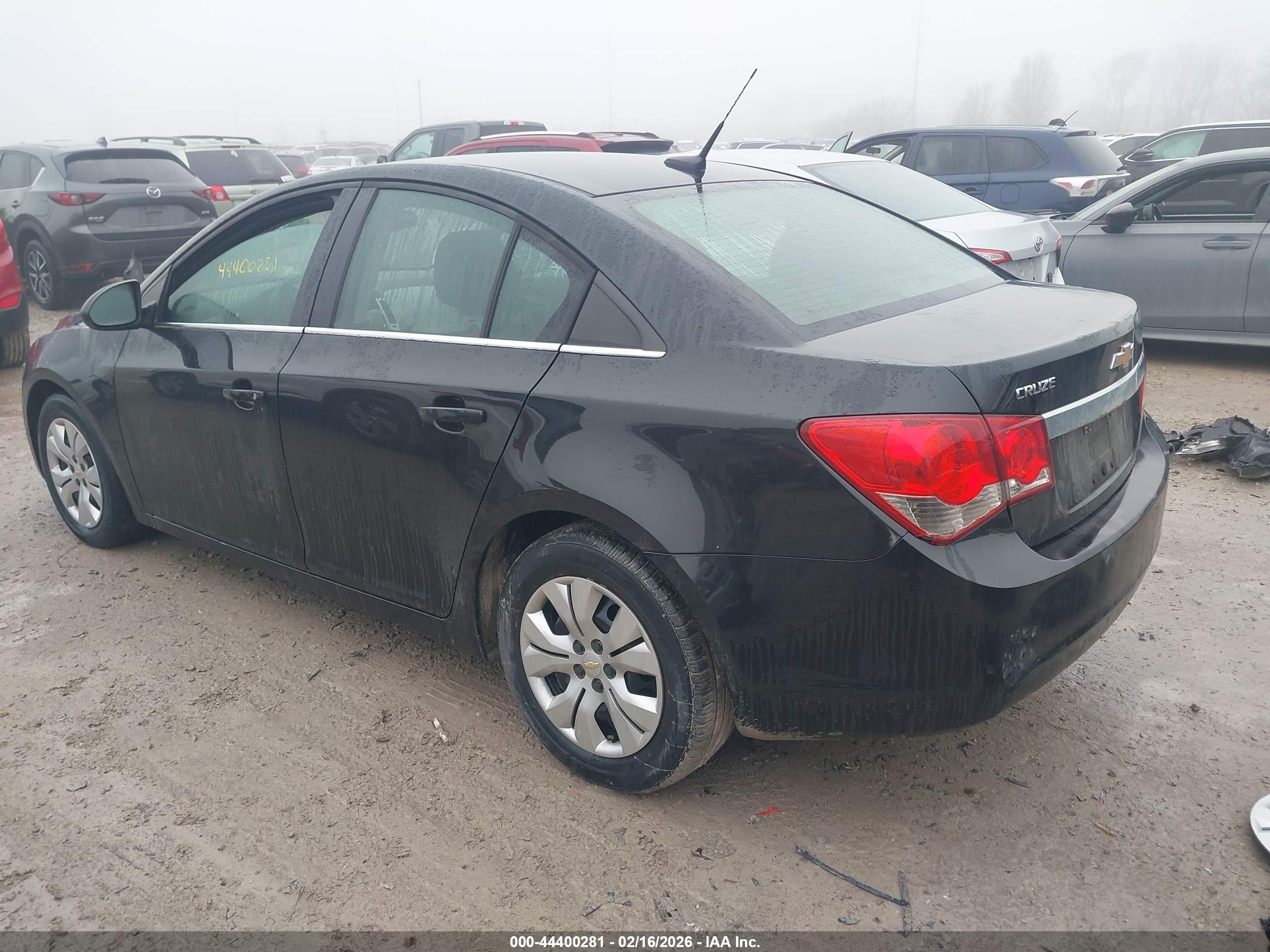 CHEVROLET CRUZE image 3