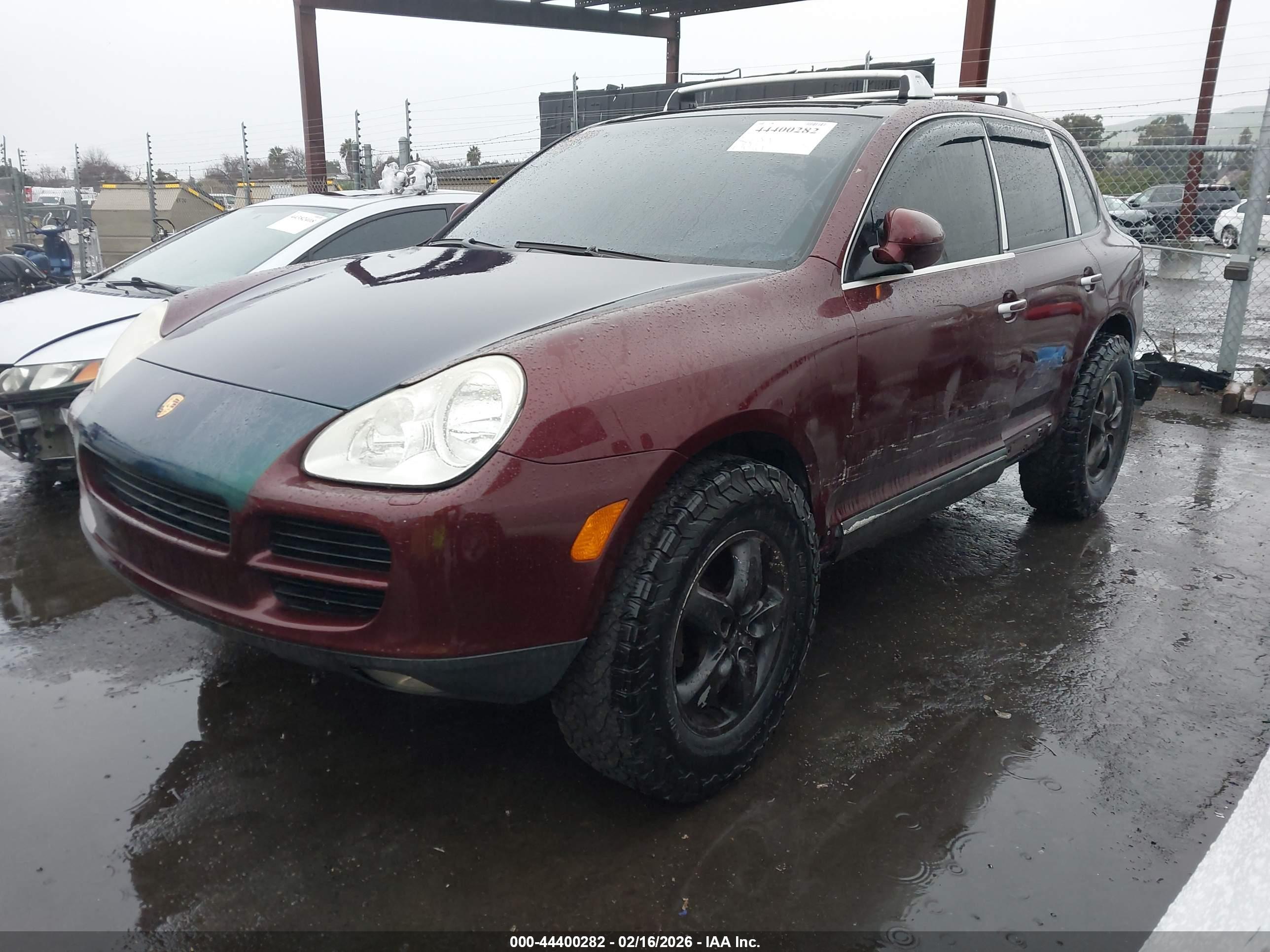 PORSCHE CAYENNE image 2