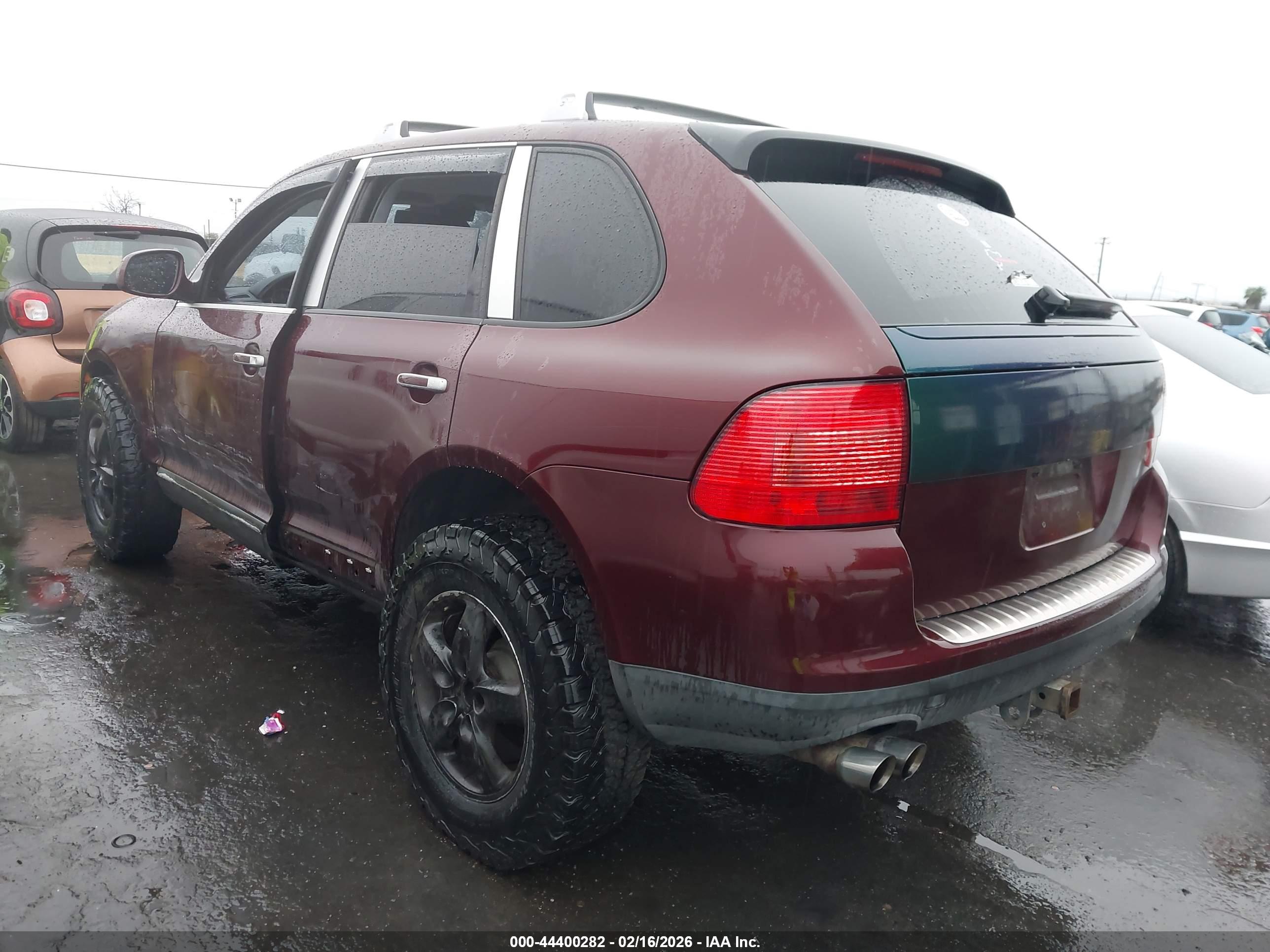PORSCHE CAYENNE image 3