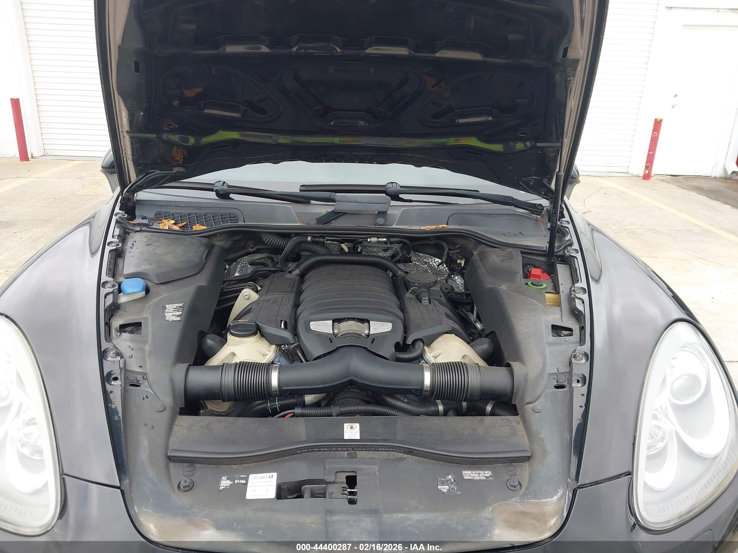 PORSCHE CAYENNE image 10