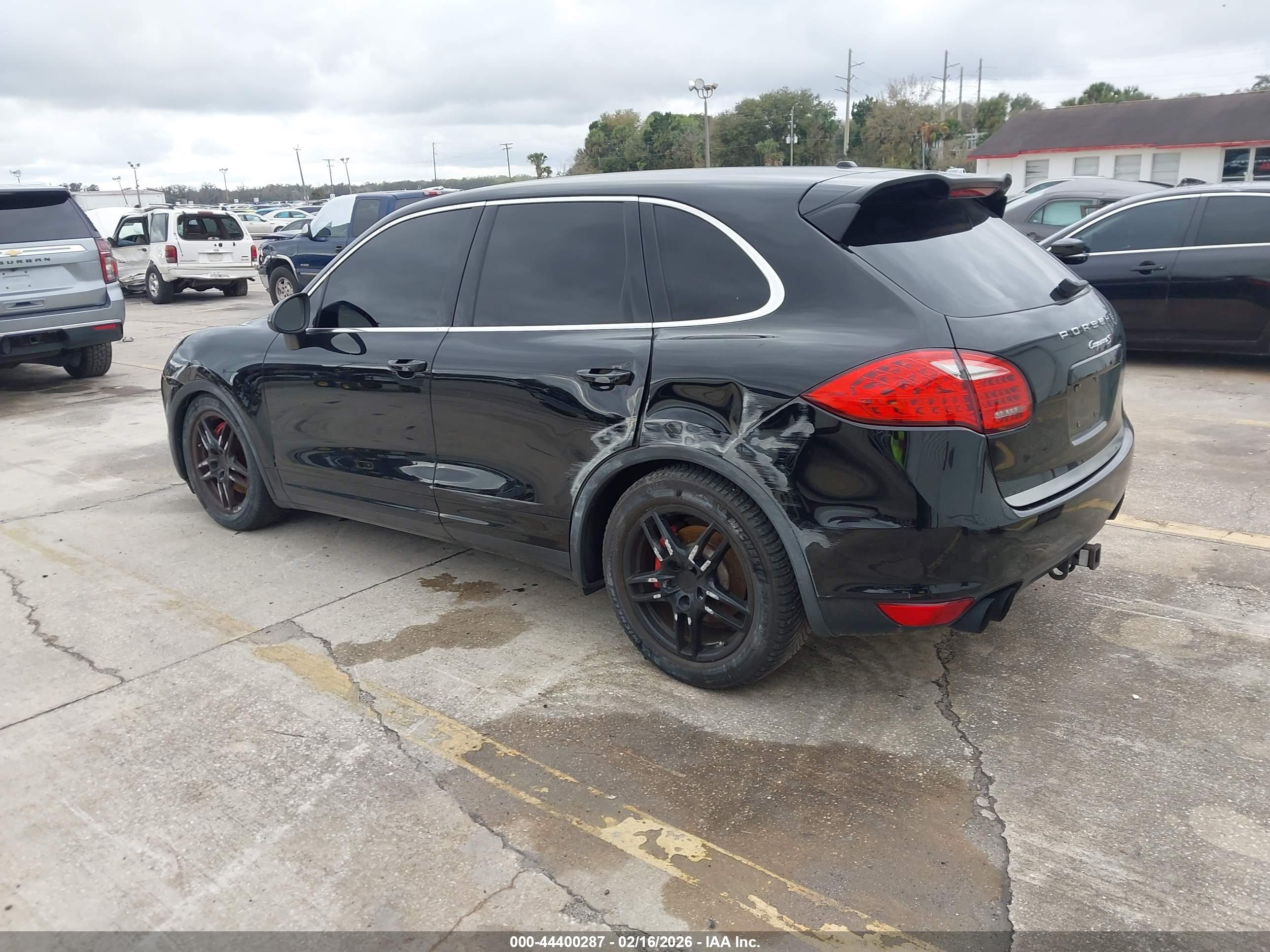 PORSCHE CAYENNE image 3