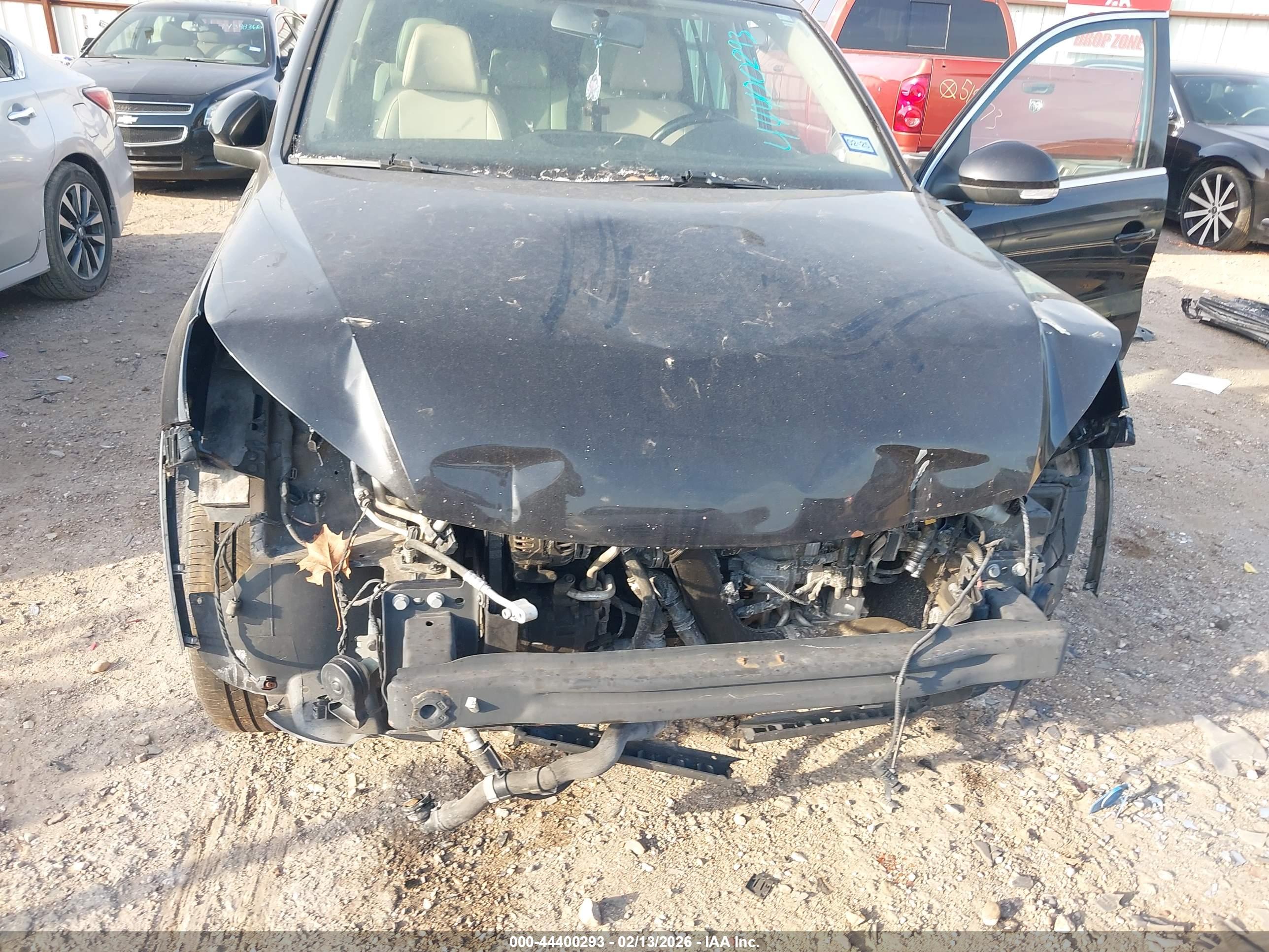 VOLKSWAGEN TIGUAN image 6