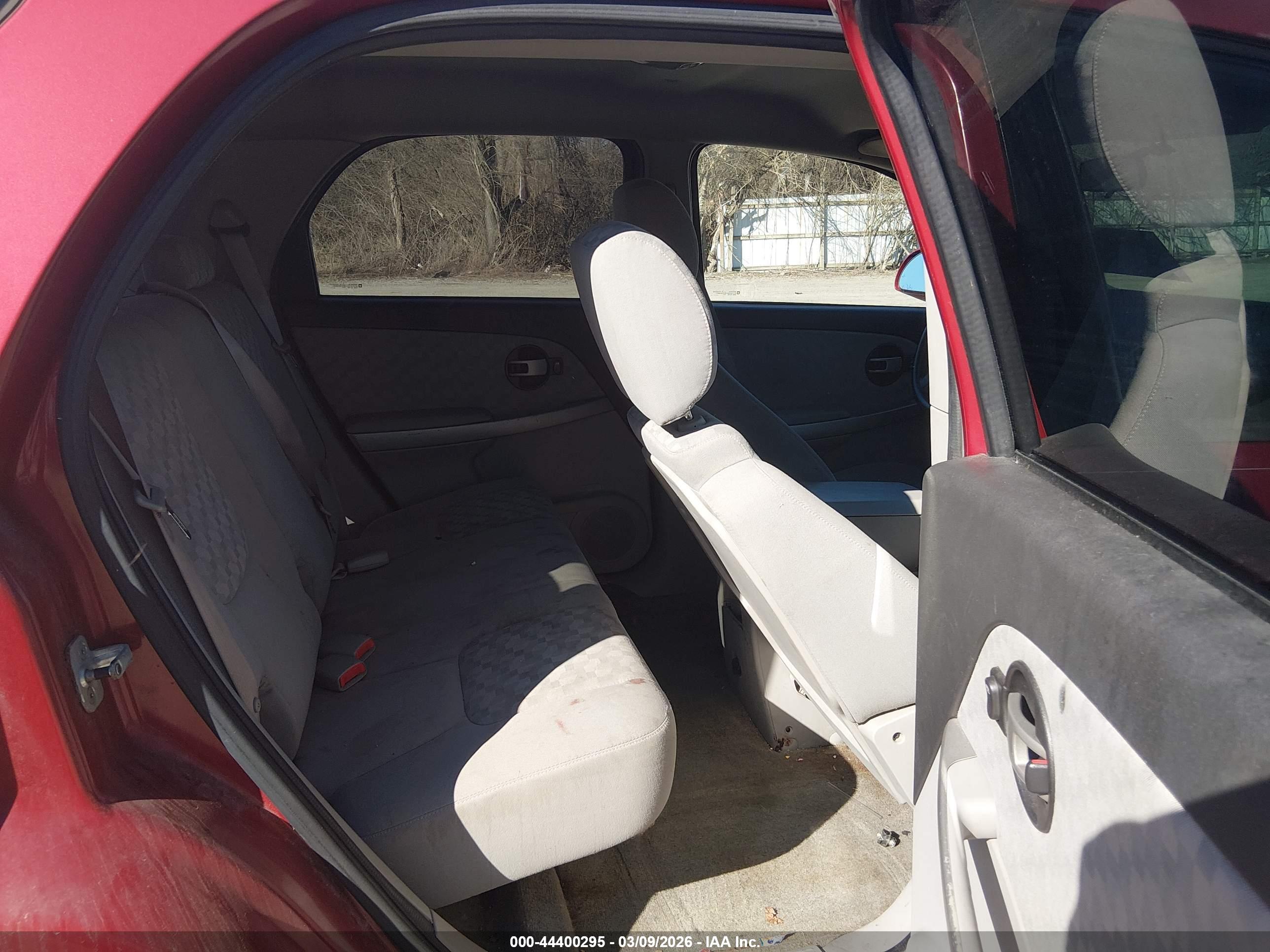 CHEVROLET EQUINOX image 8