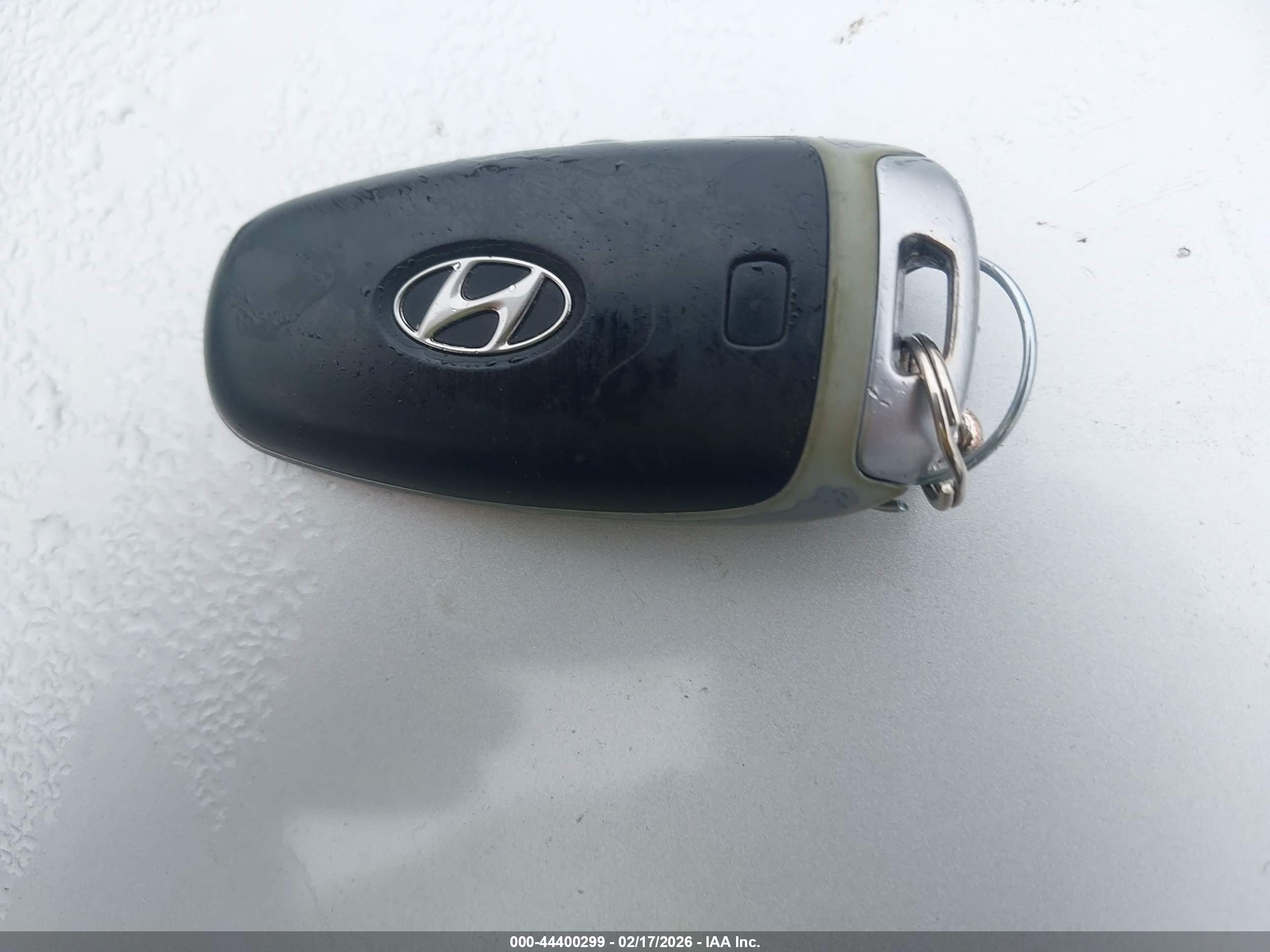 HYUNDAI SONATA image 11